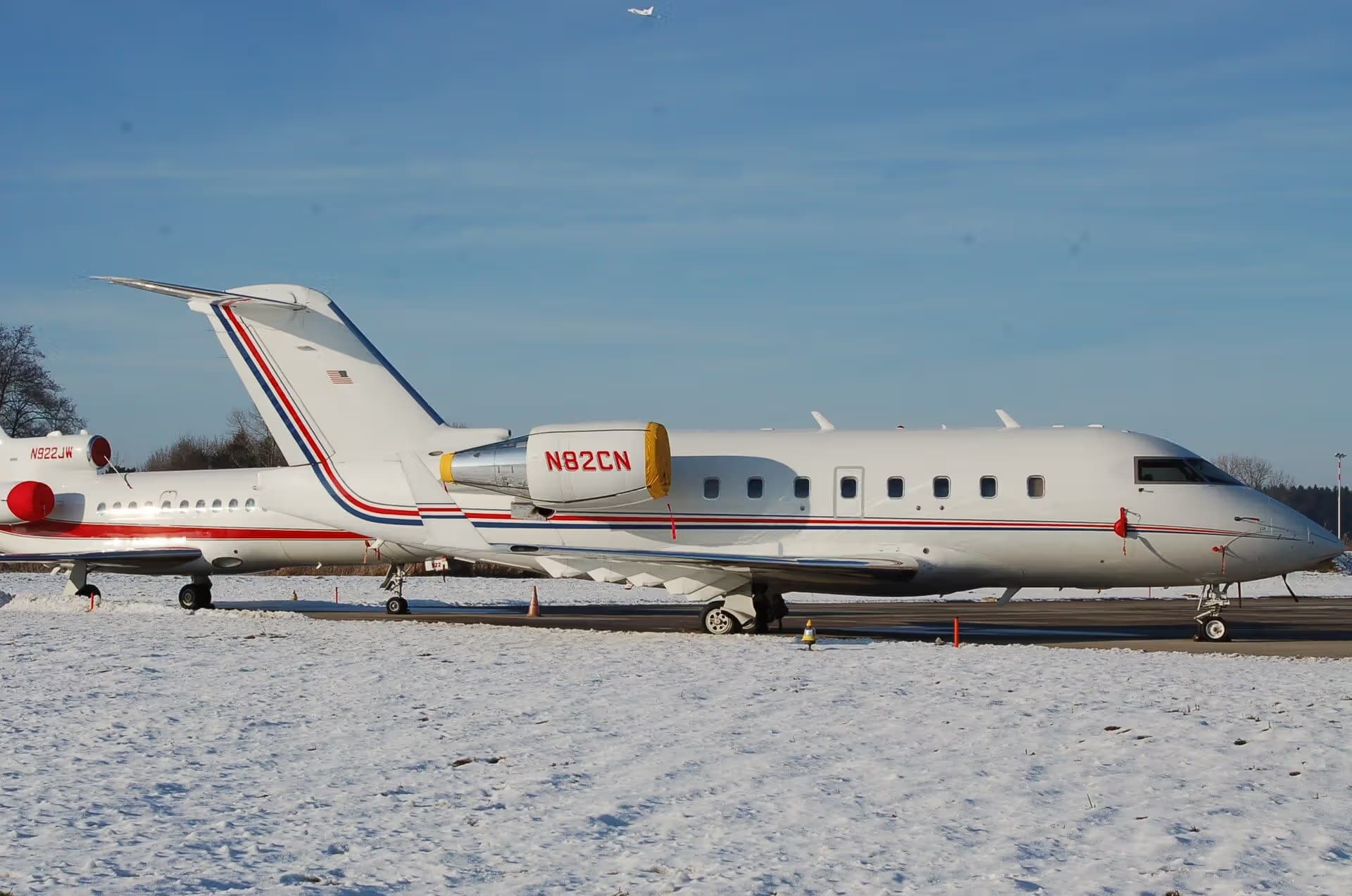 N82CN — Business jet