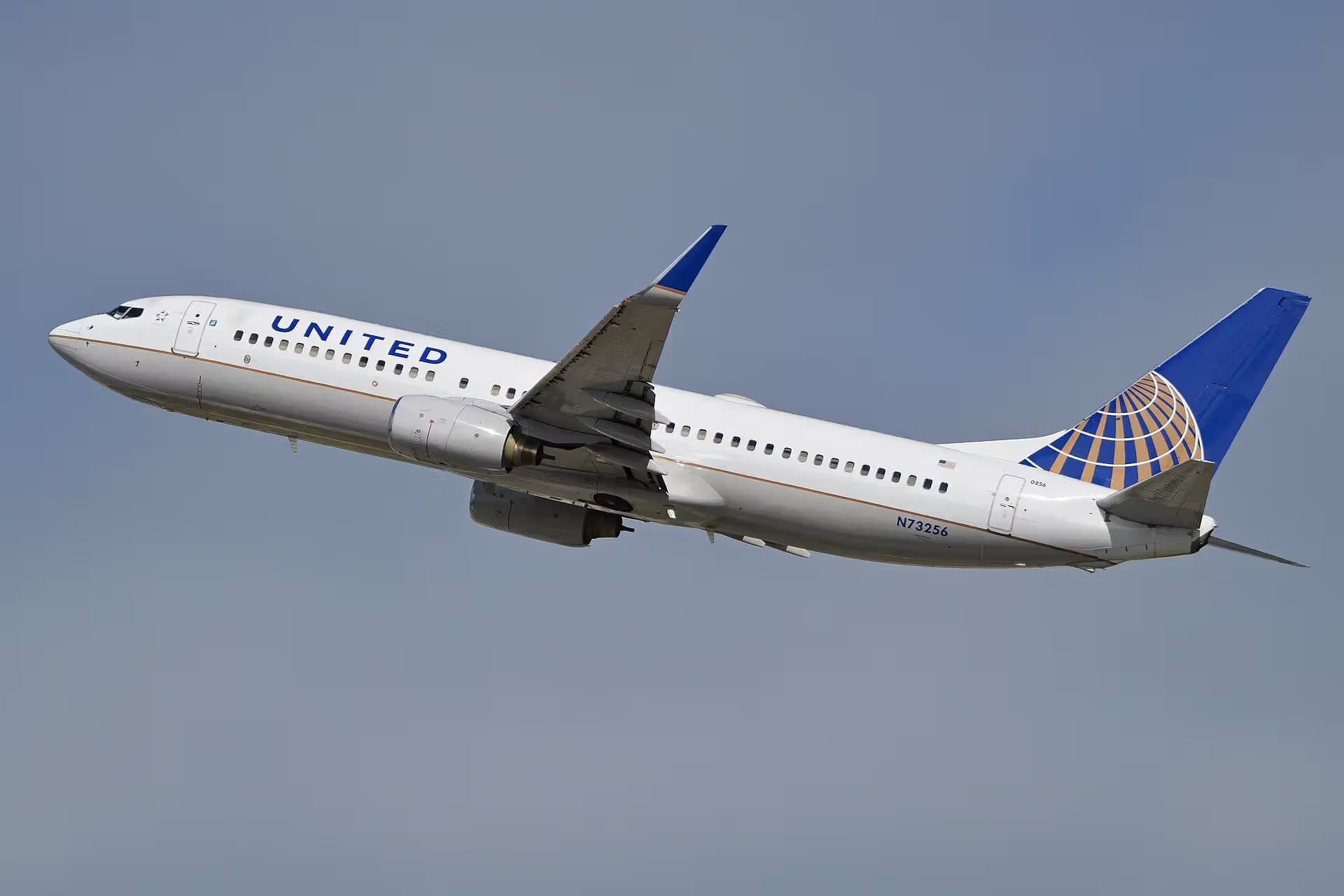 N73256 — Boeing