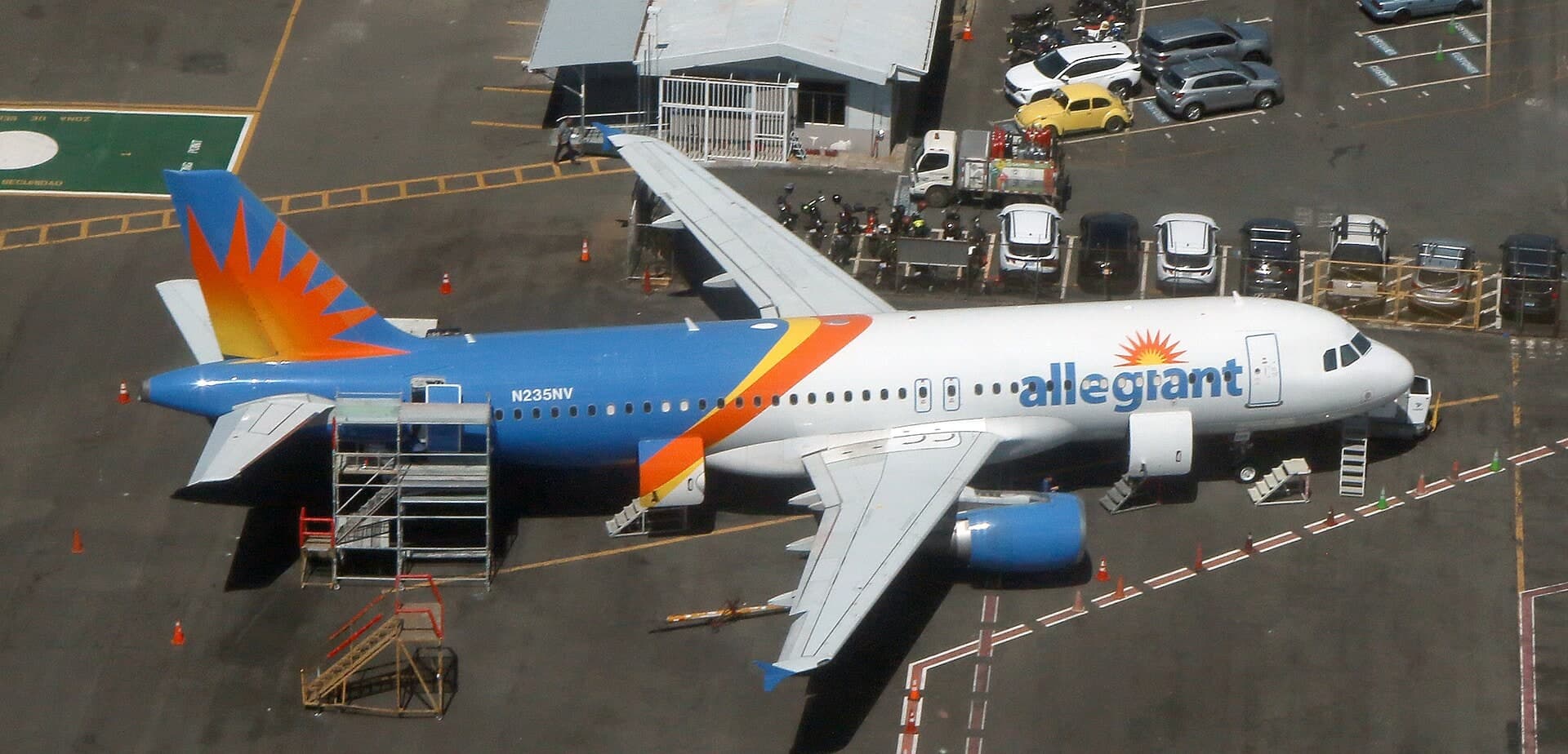 N235NV — Airbus