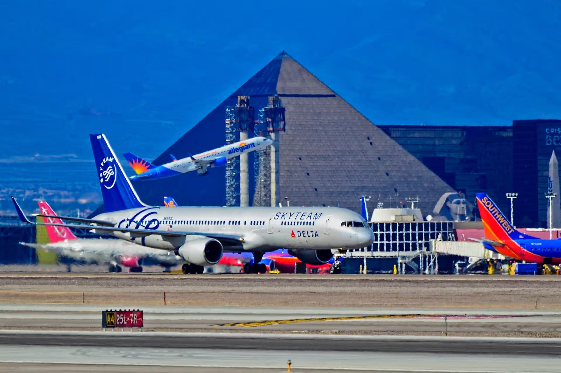 N659DL — Boeing
