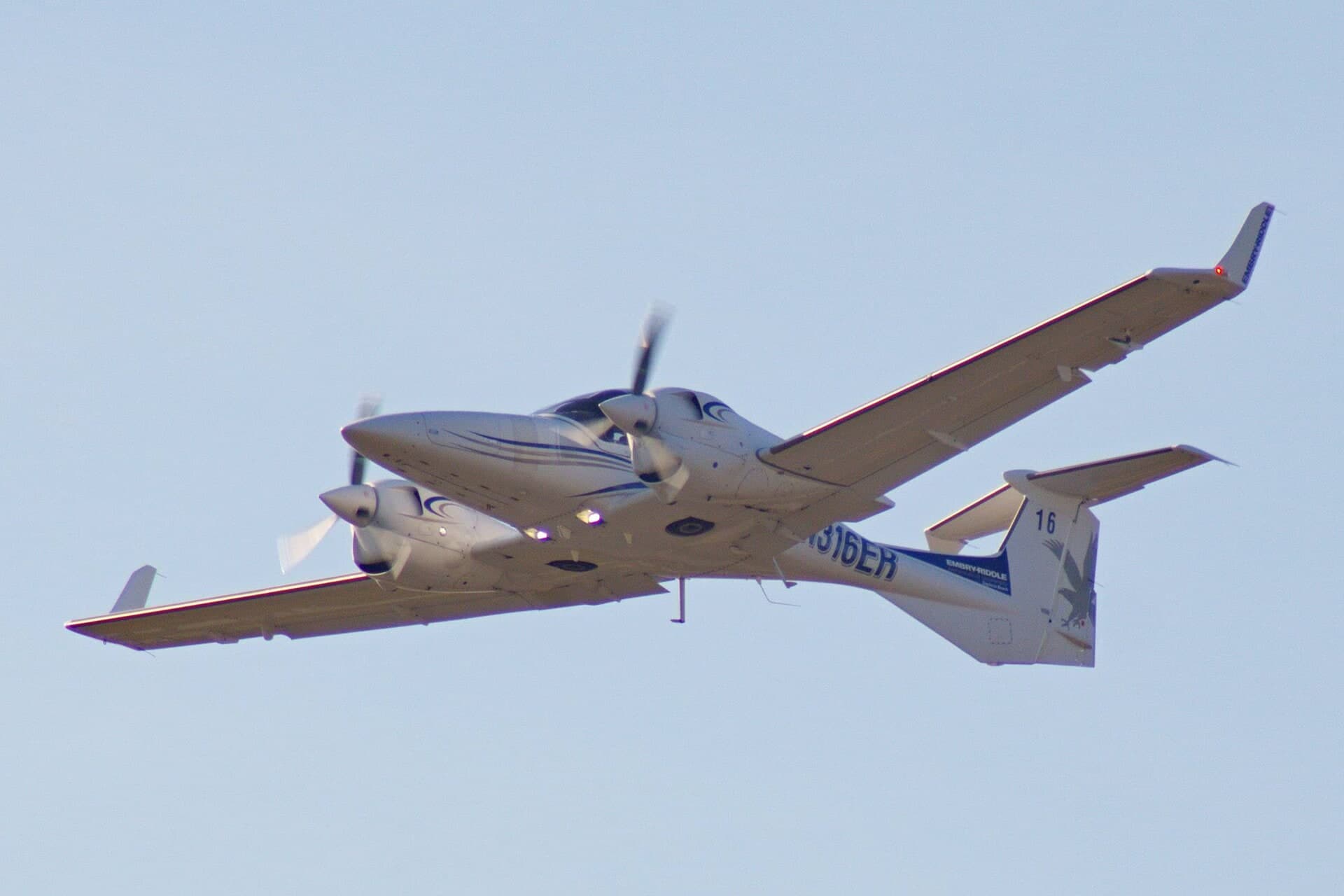 N316ER — Diamond