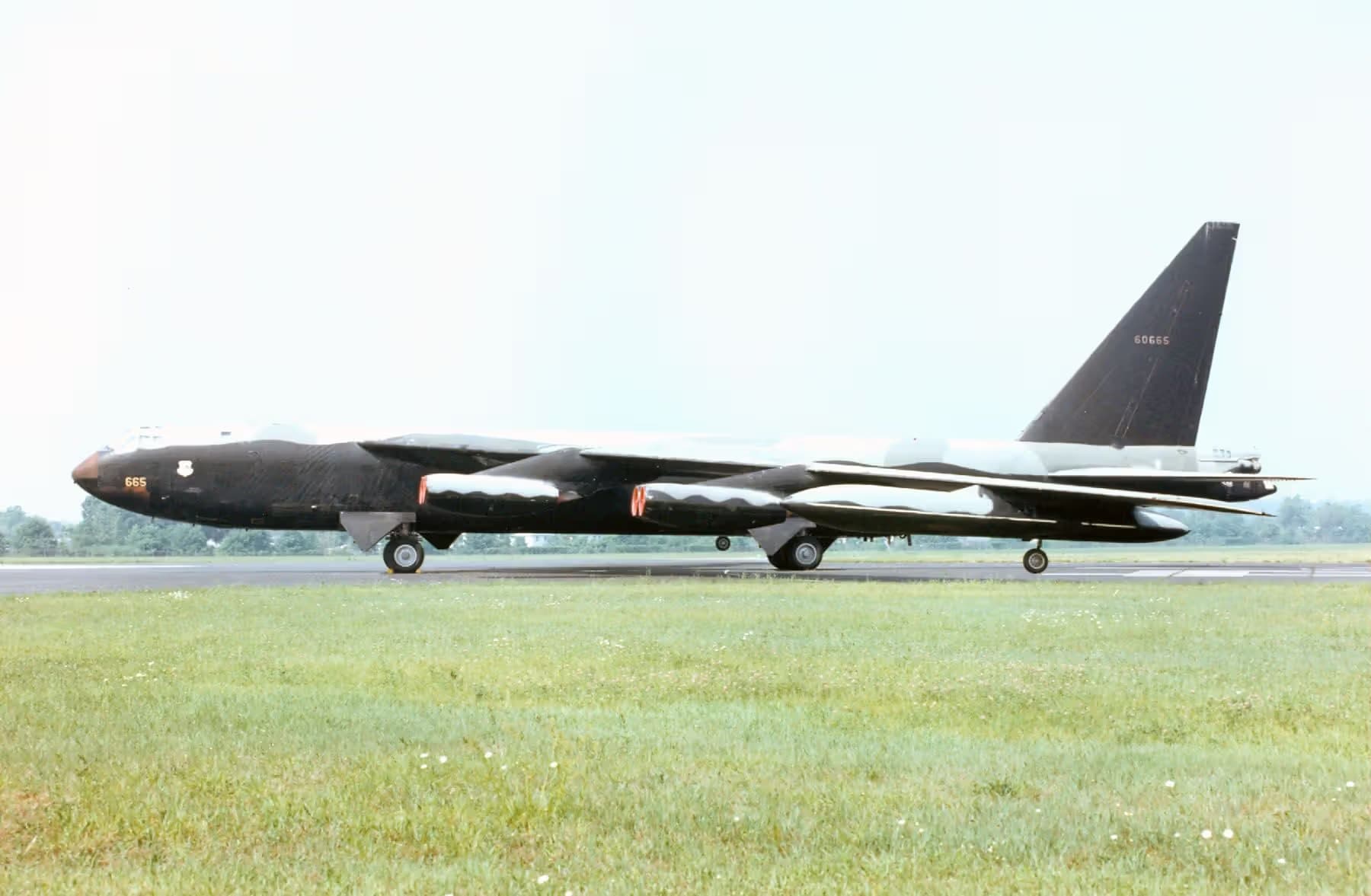 Unidentified — Aircraft