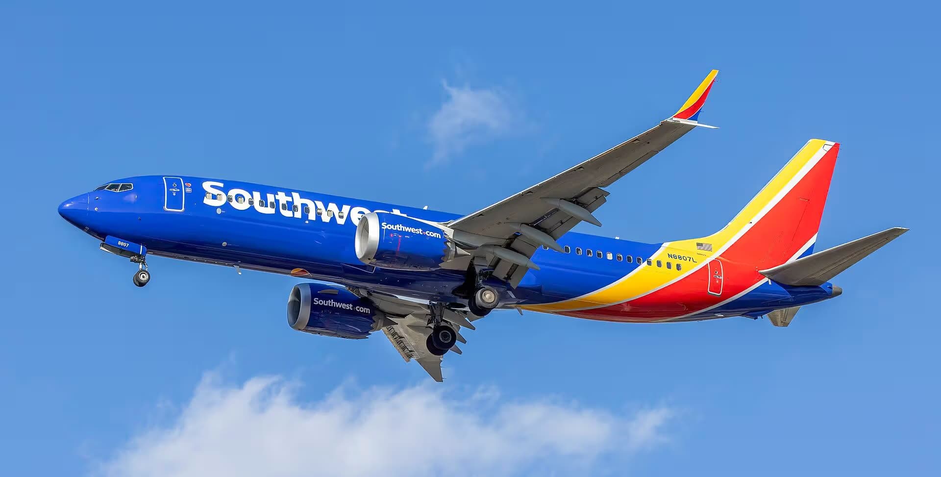 N8807L — Boeing