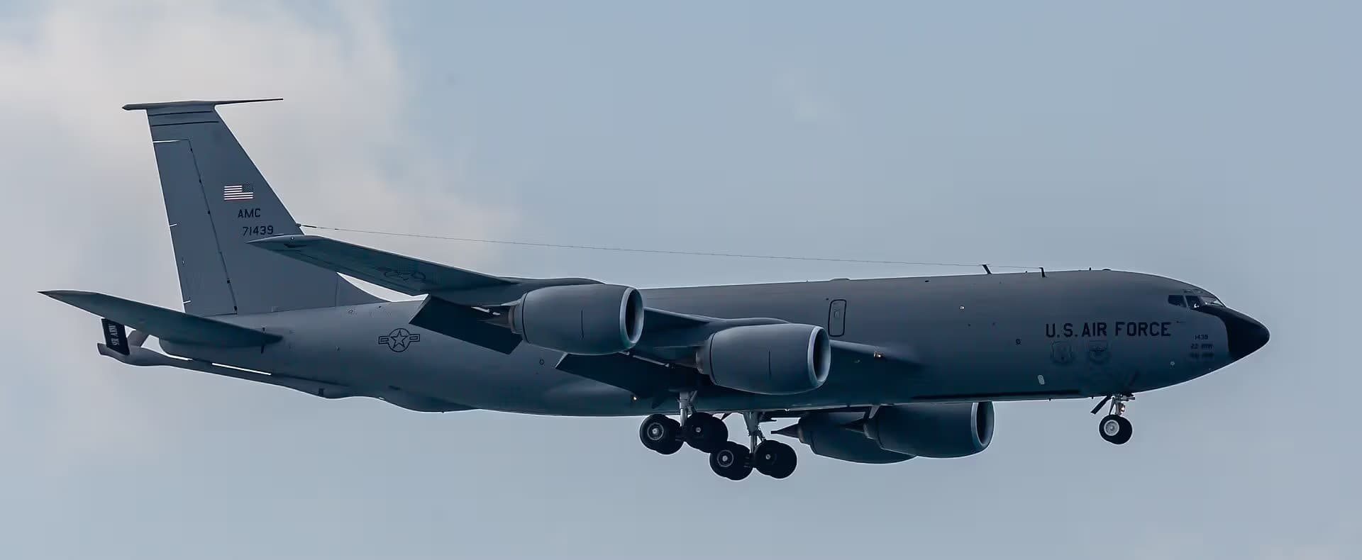 Unidentified — Boeing