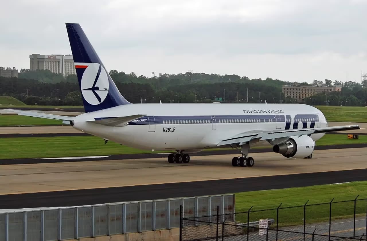 N261LF — Boeing