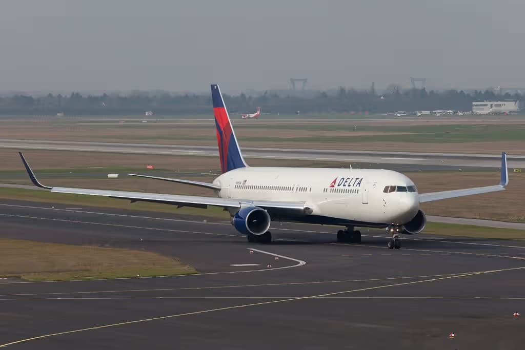 N185DN — Boeing