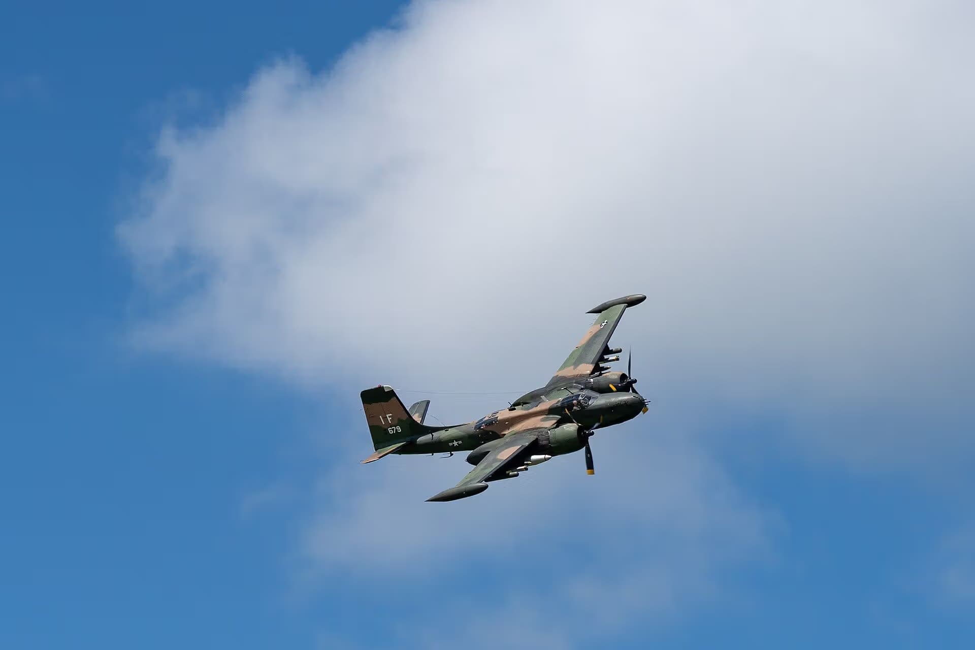 Unidentified — Aircraft