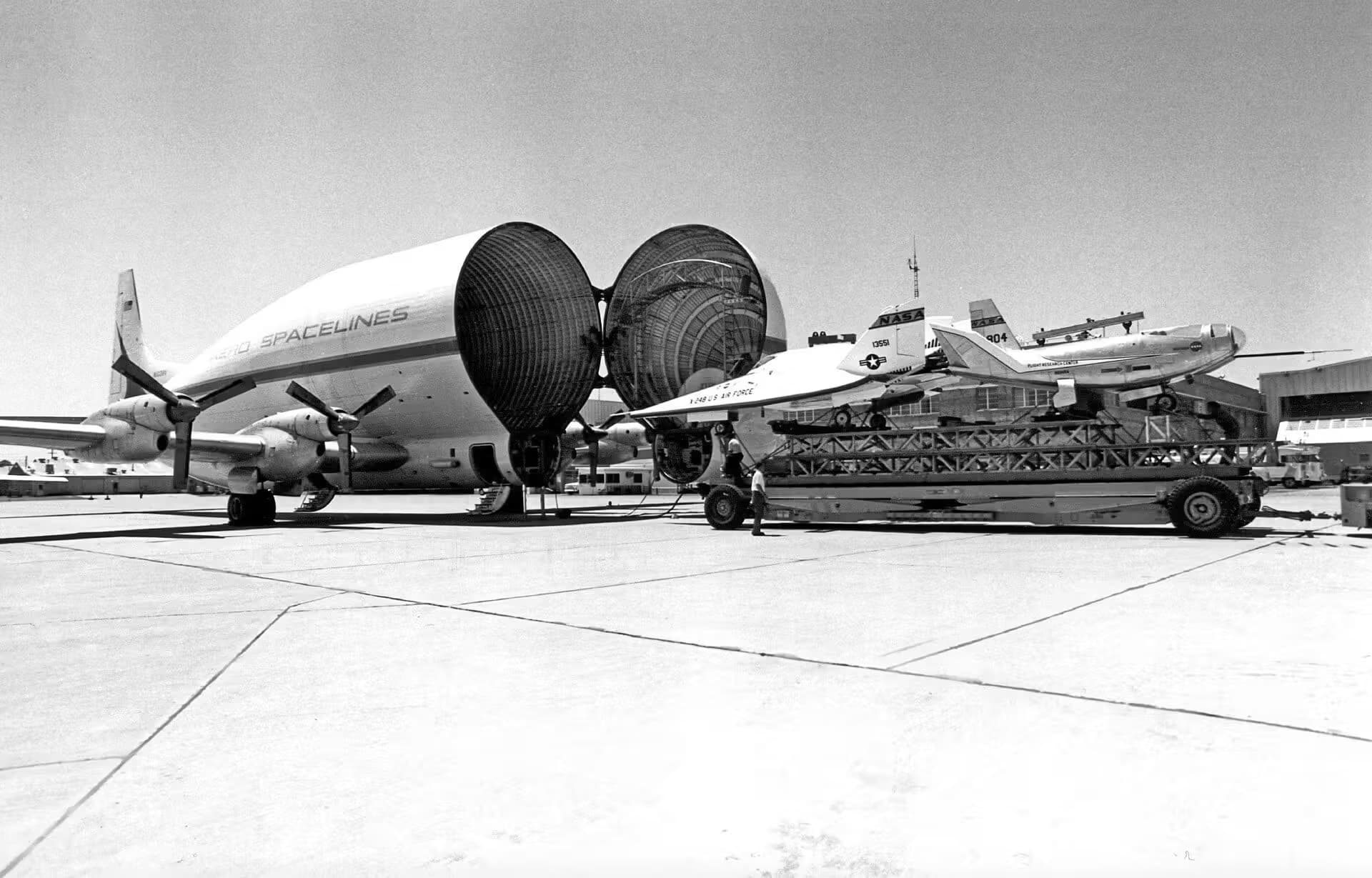 N1038V — Aircraft