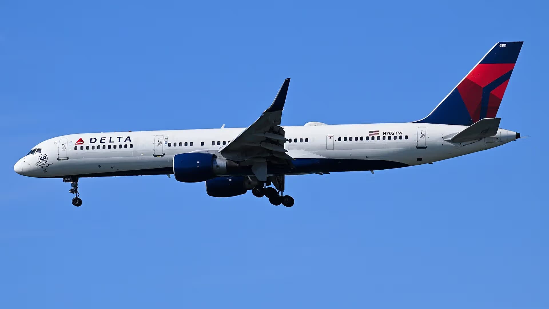N702TW — Boeing