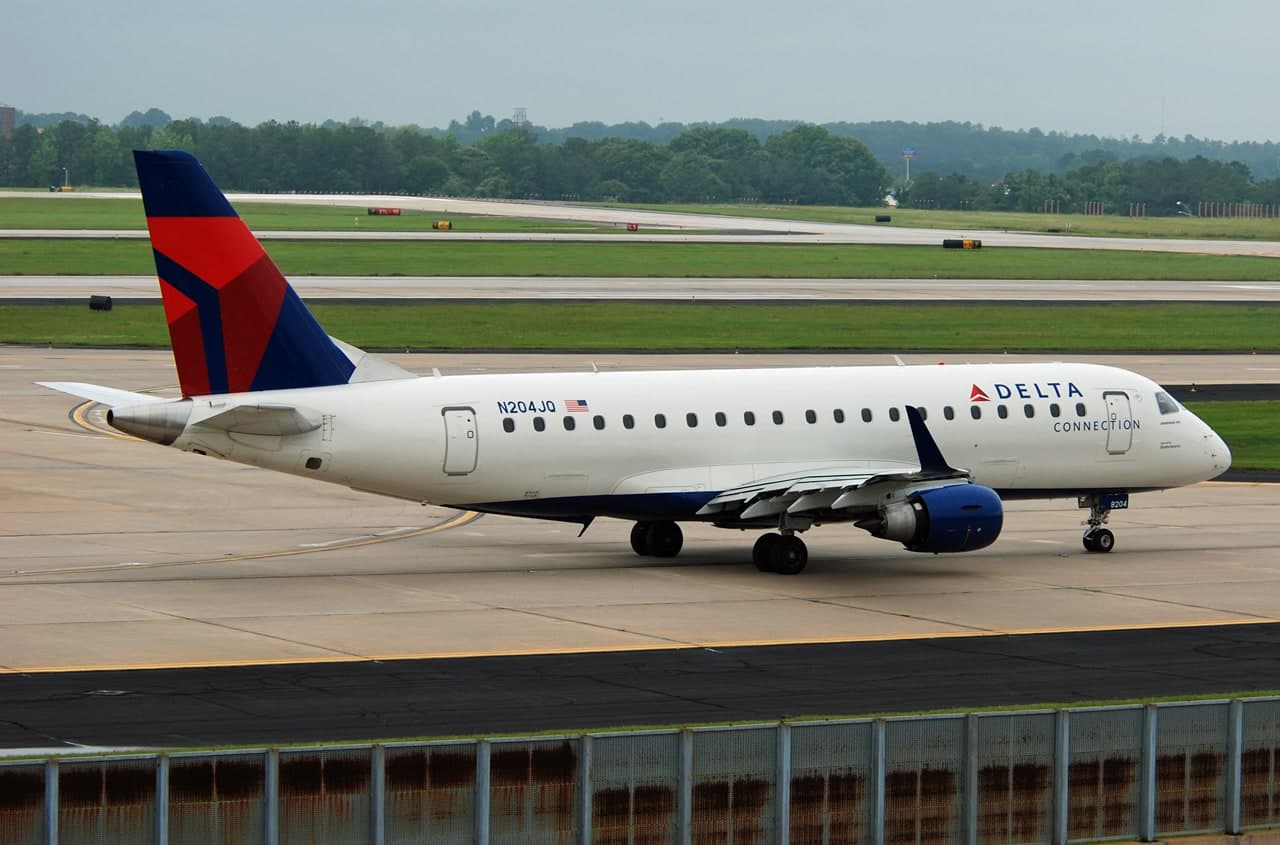 N204JQ — Embraer