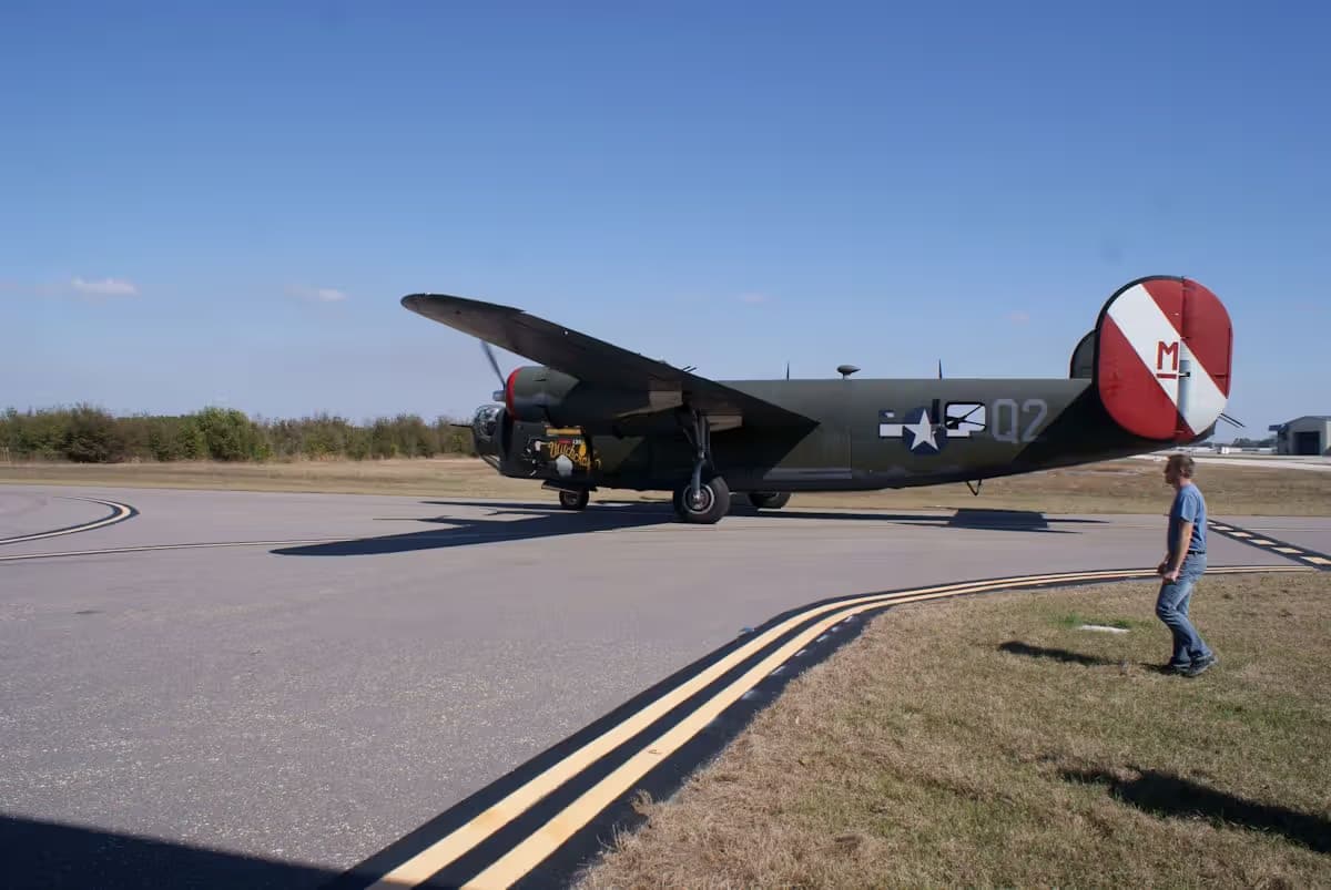 Unidentified — Warbird