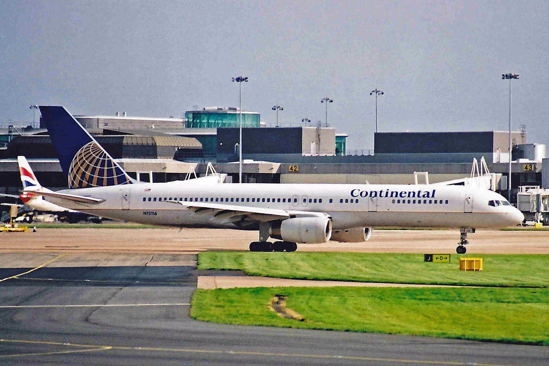 N12116 — Boeing