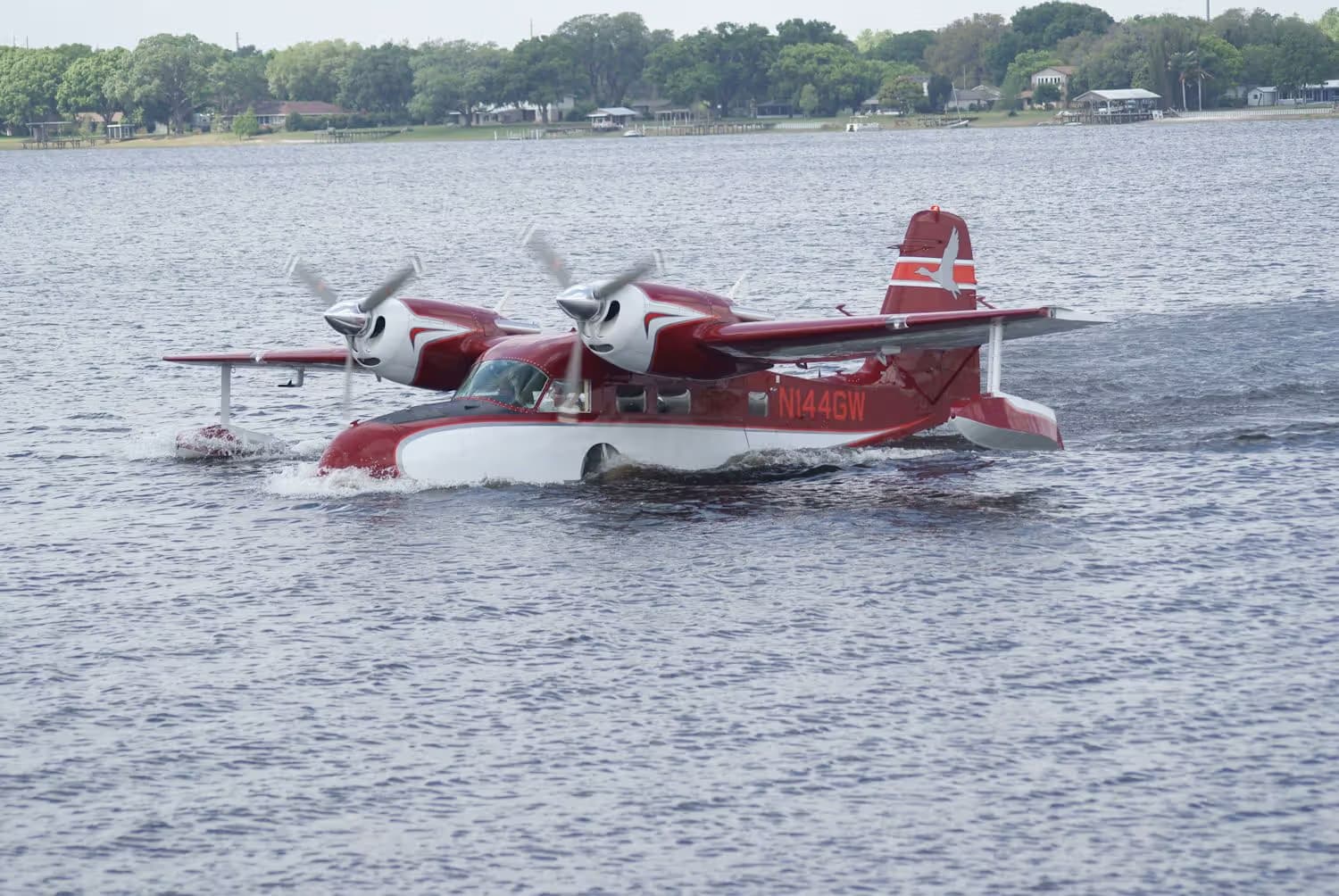N144GW — Twin-engine aircraft