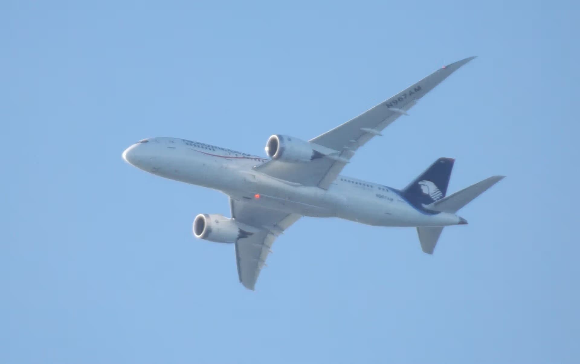 N967AM — Twin-engine aircraft