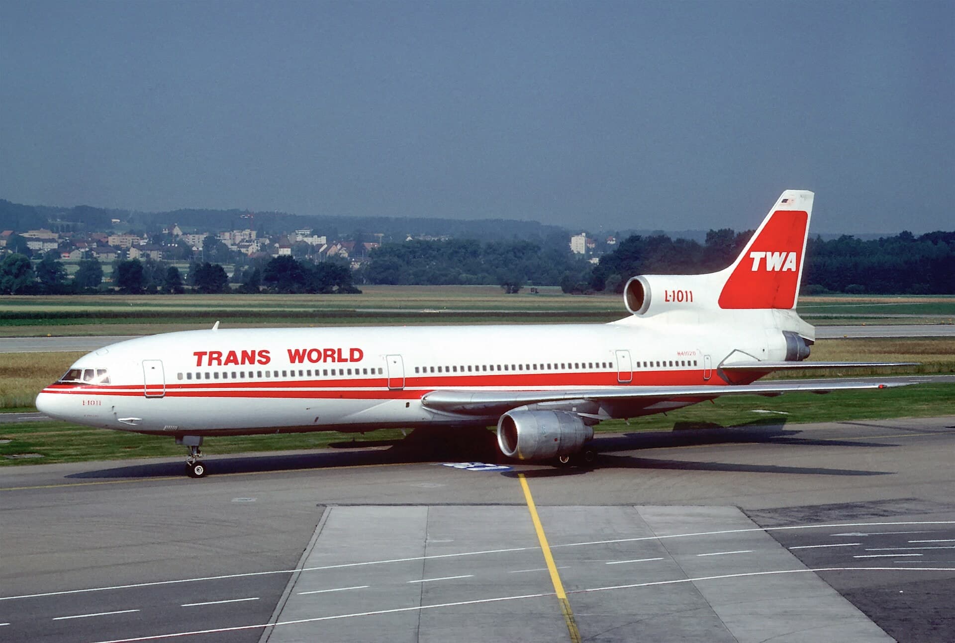 N41020 — Aircraft