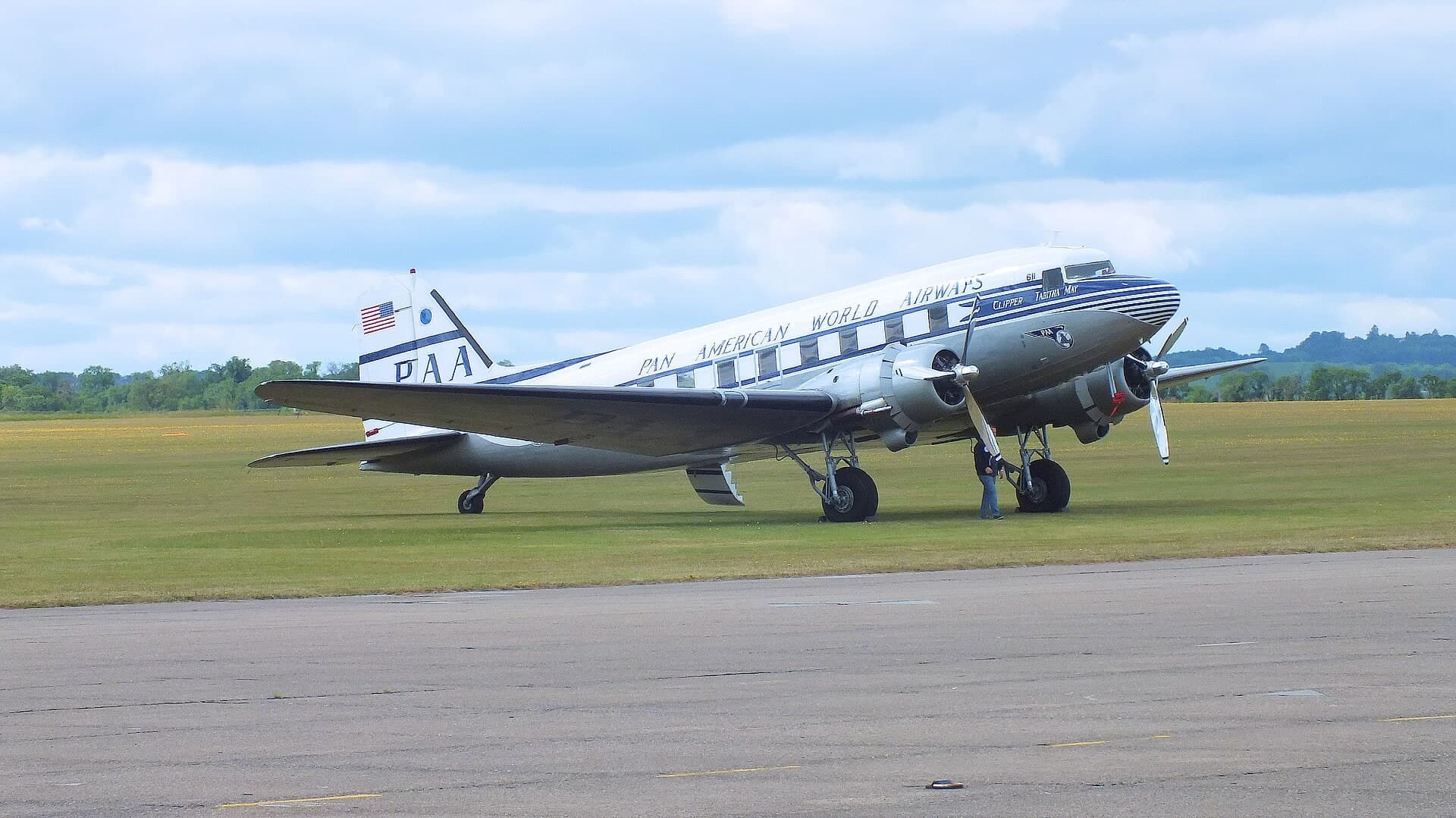 N33611 — Aircraft