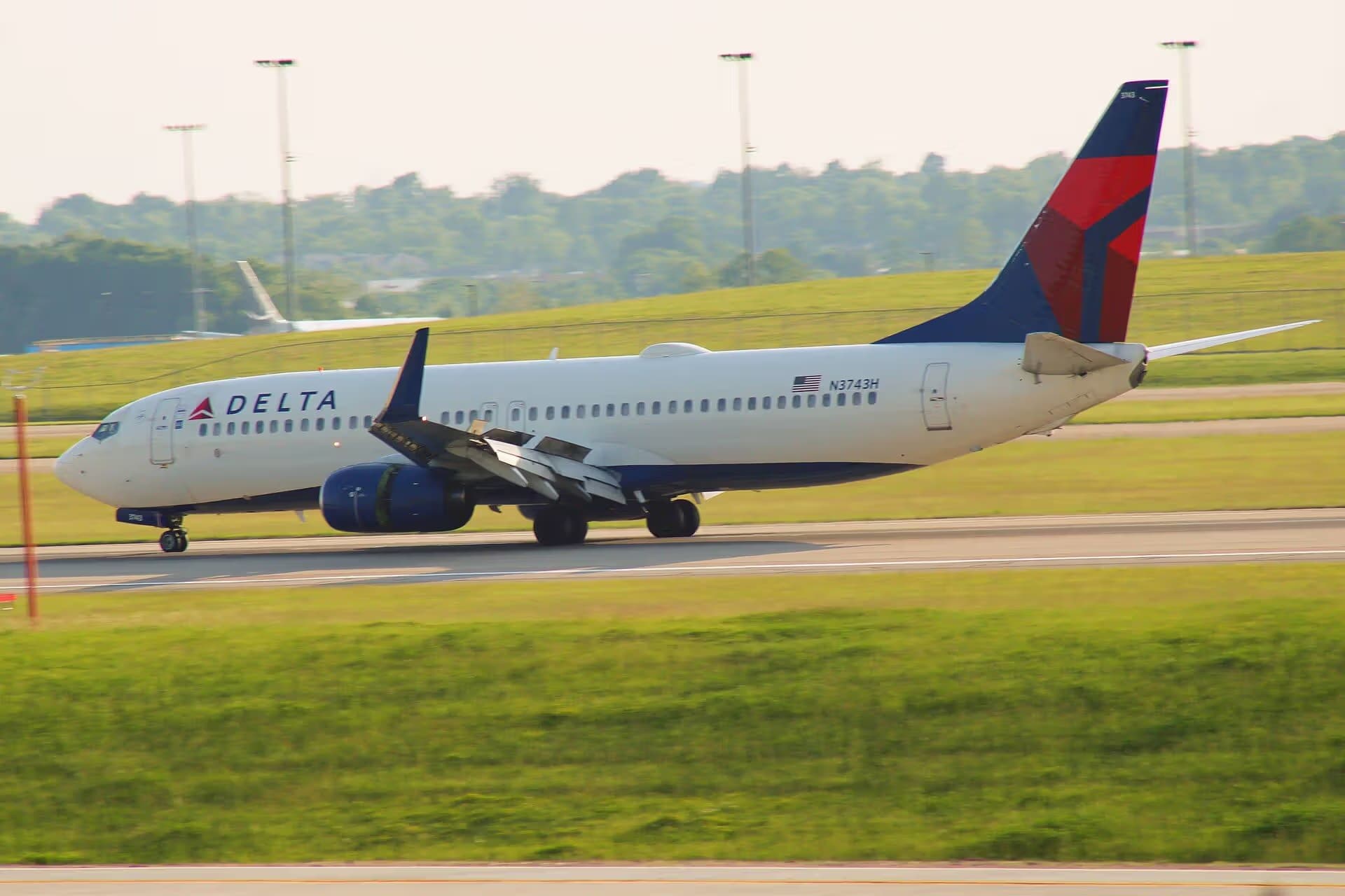 N3743H — Boeing