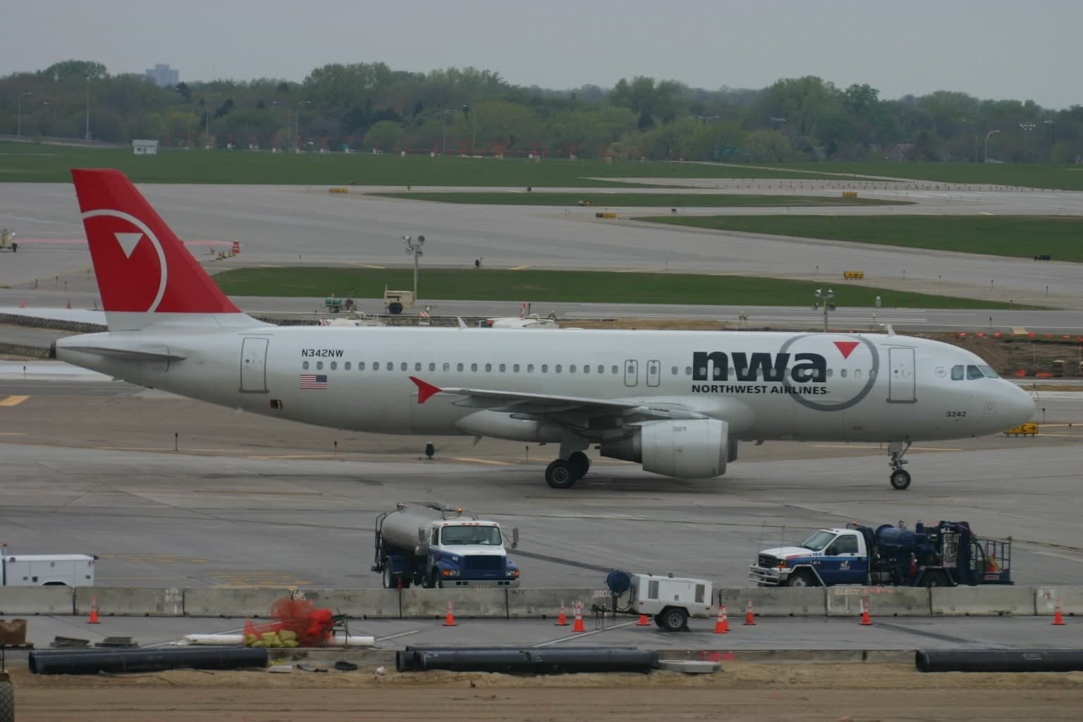N342NW — Airbus