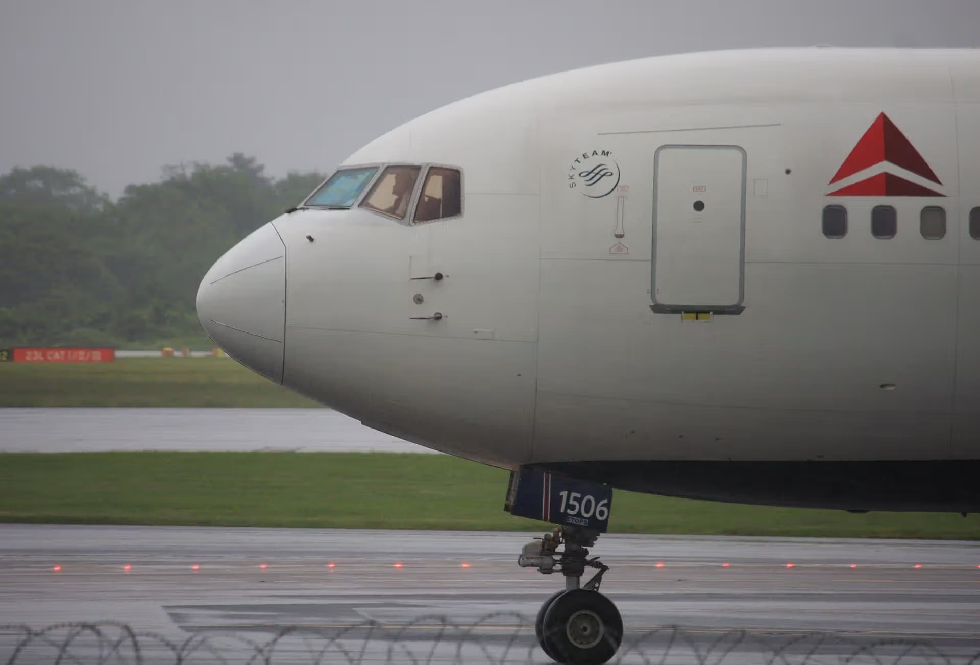 N156DL — Aircraft
