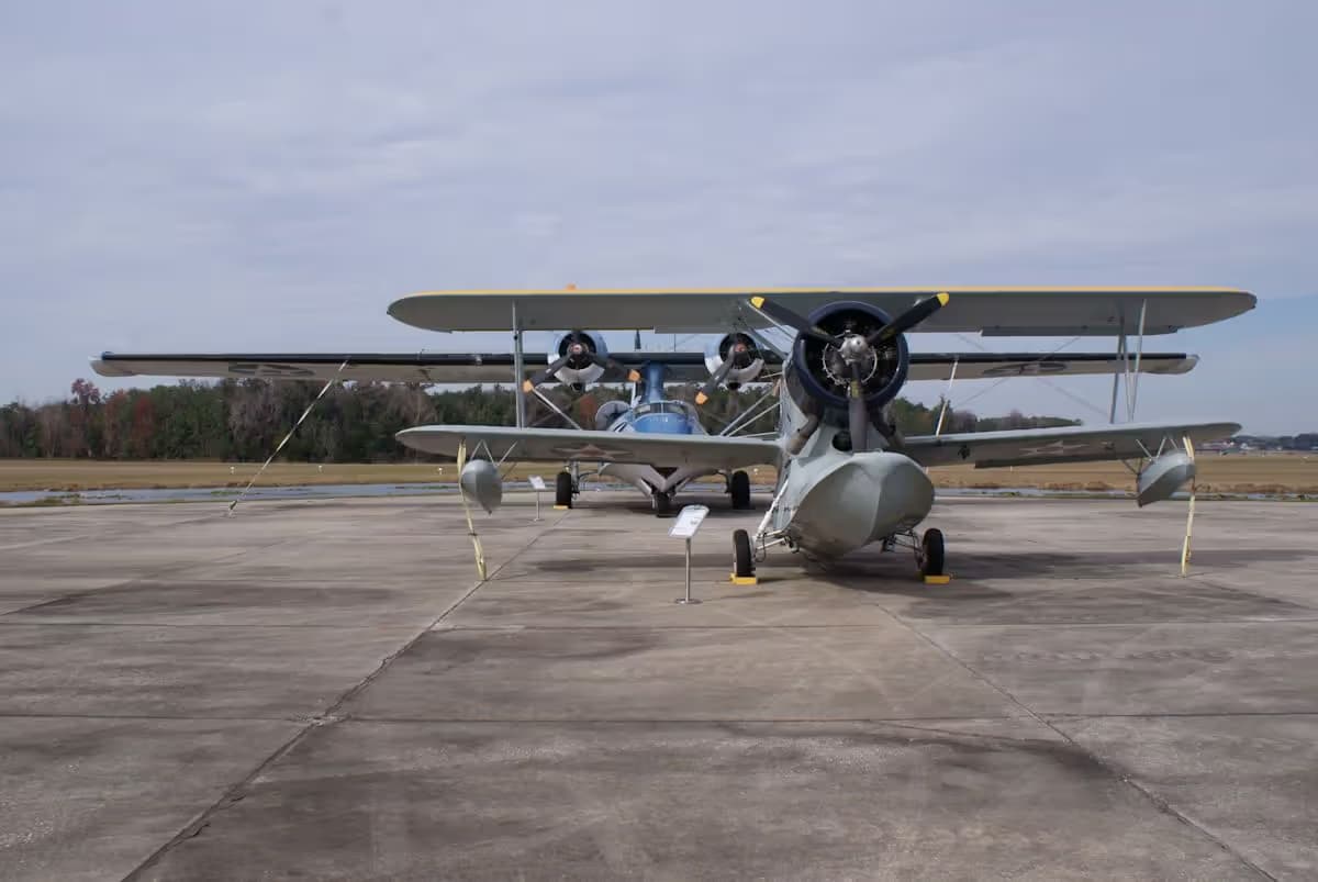 N1214N — Aircraft