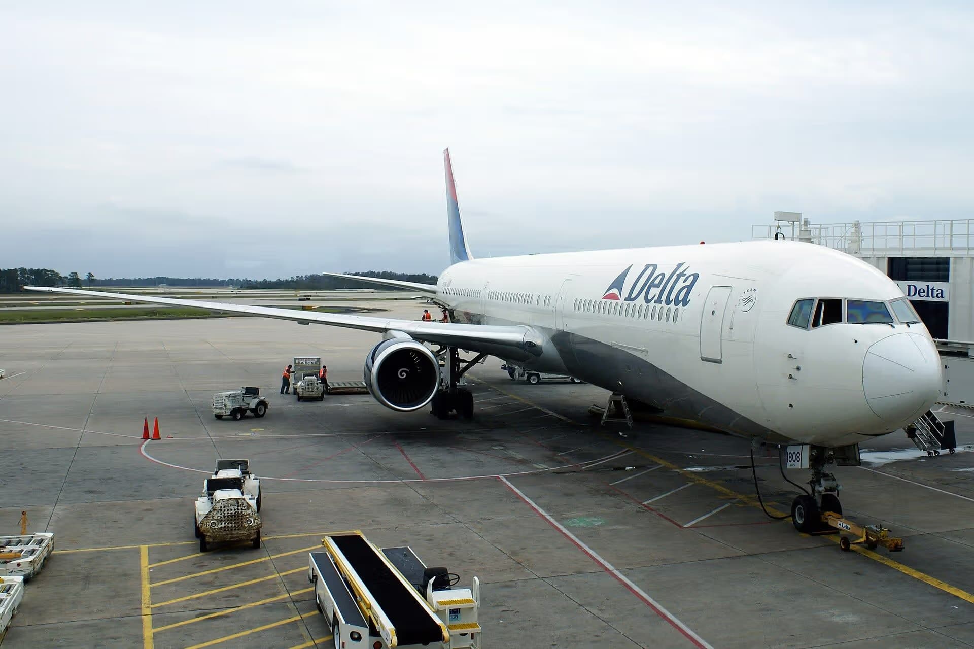 N832MH — Boeing