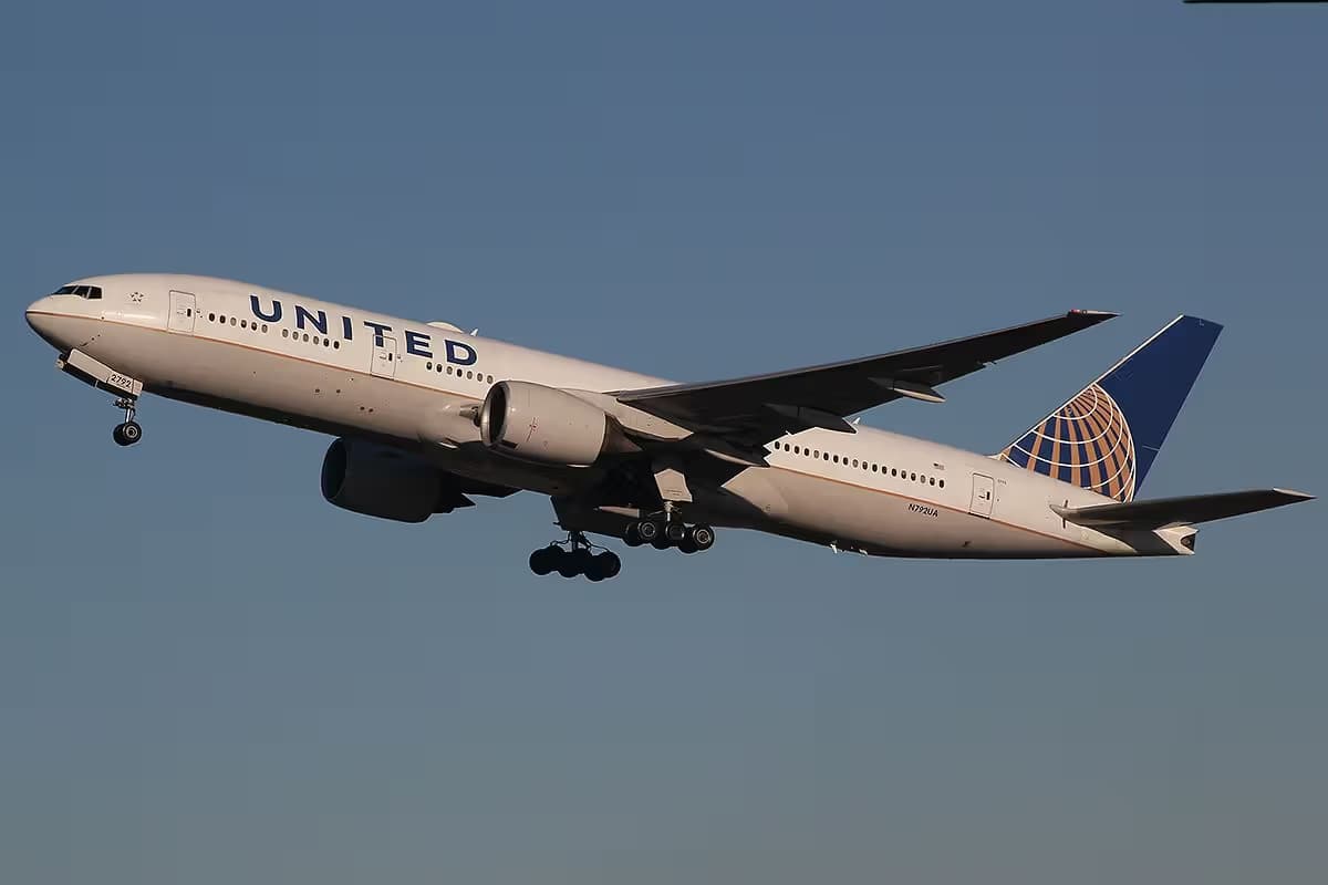 N792UA — Boeing