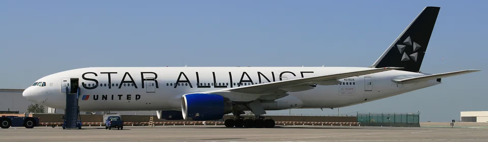 N218UA — Boeing