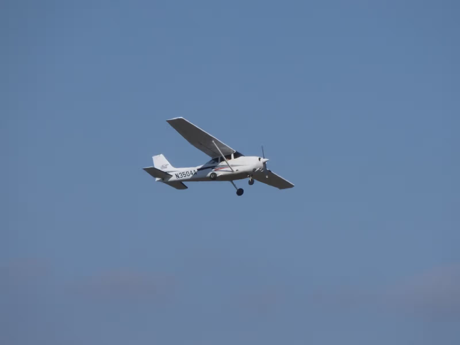 N3504A — Single-engine aircraft