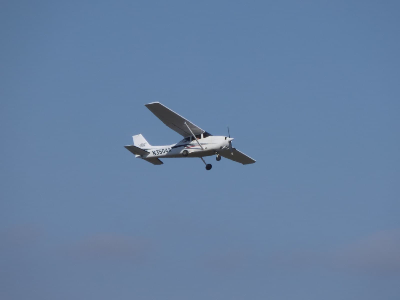 N3504A — Single-engine aircraft