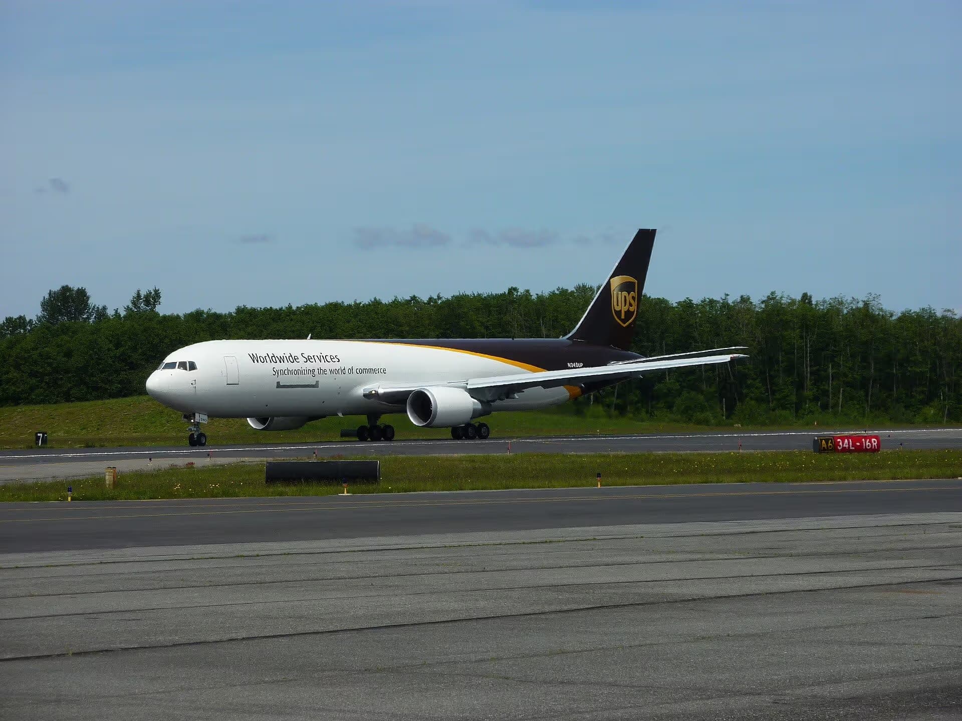 N340UP — Boeing
