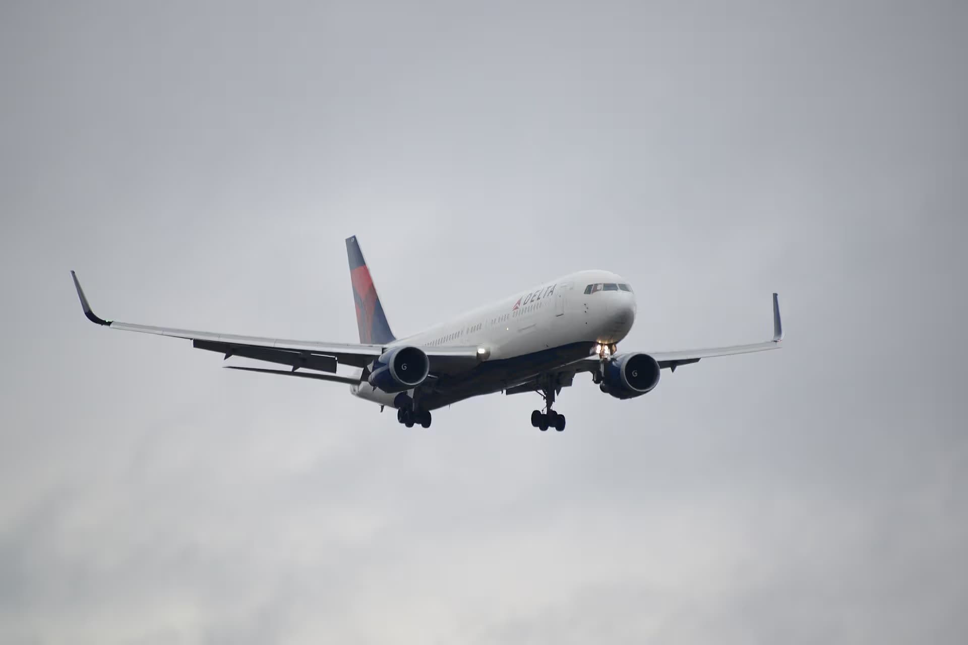 N178DZ — Boeing