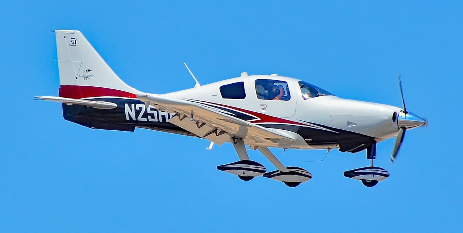 N25HE — Cessna
