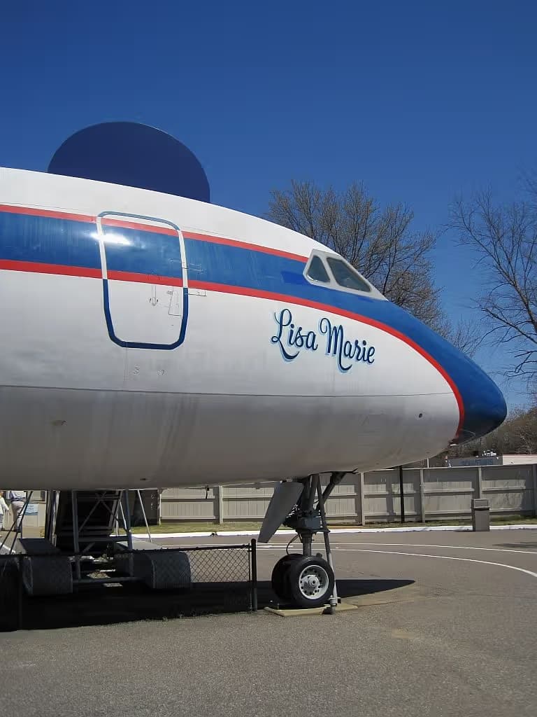 Unidentified — Aircraft