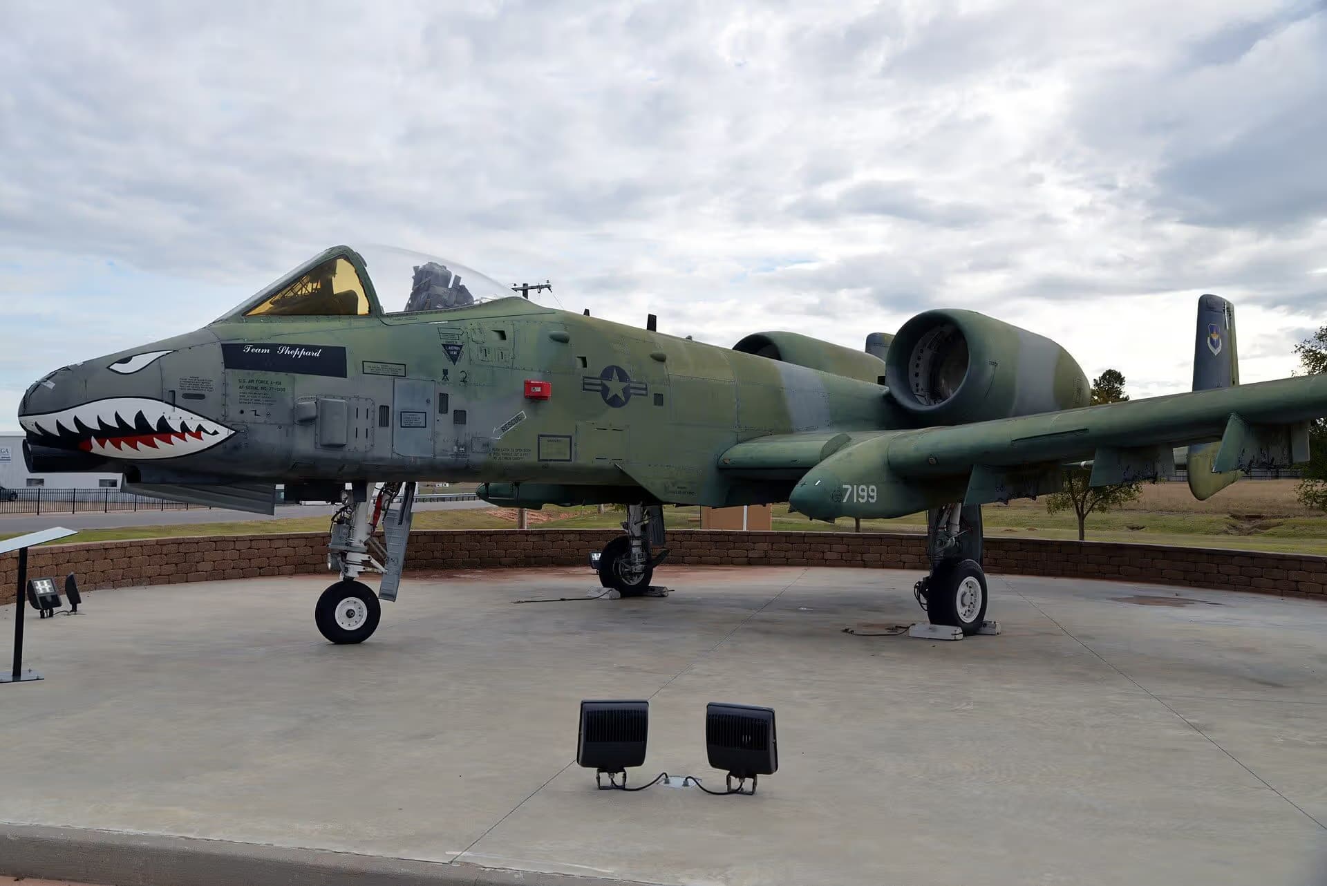 Unidentified — Aircraft