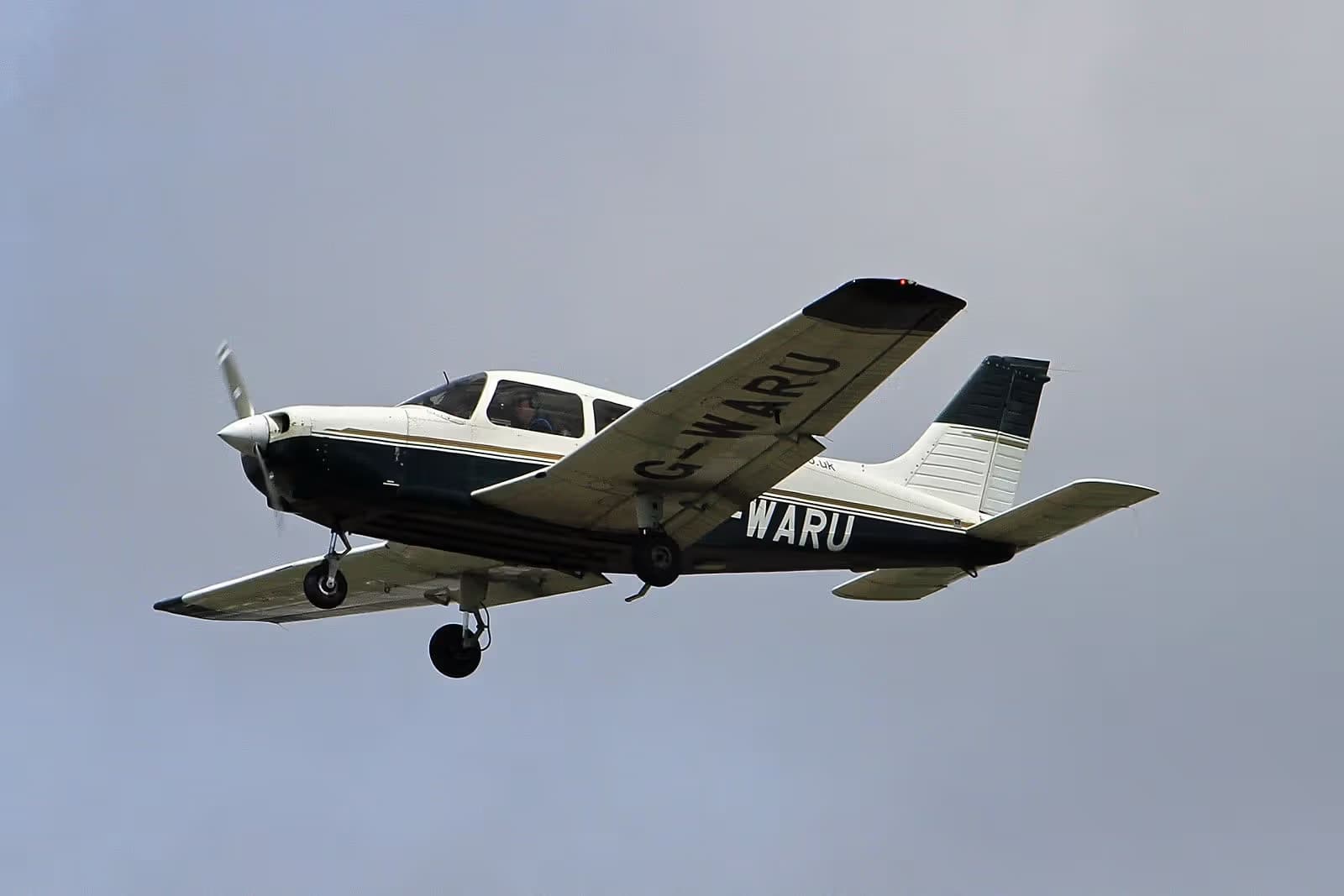 G-WARU — Piper