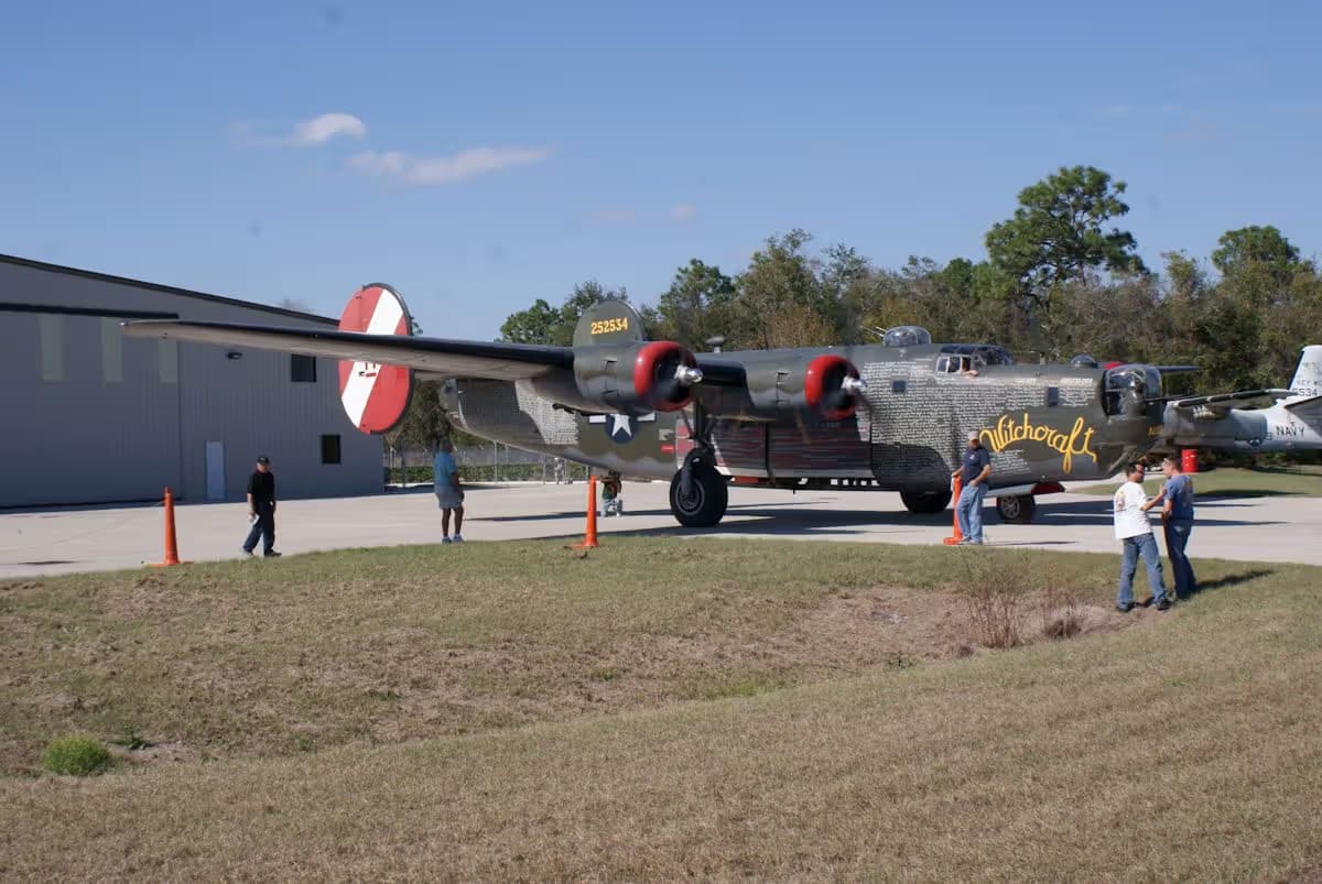 Unidentified — Aircraft