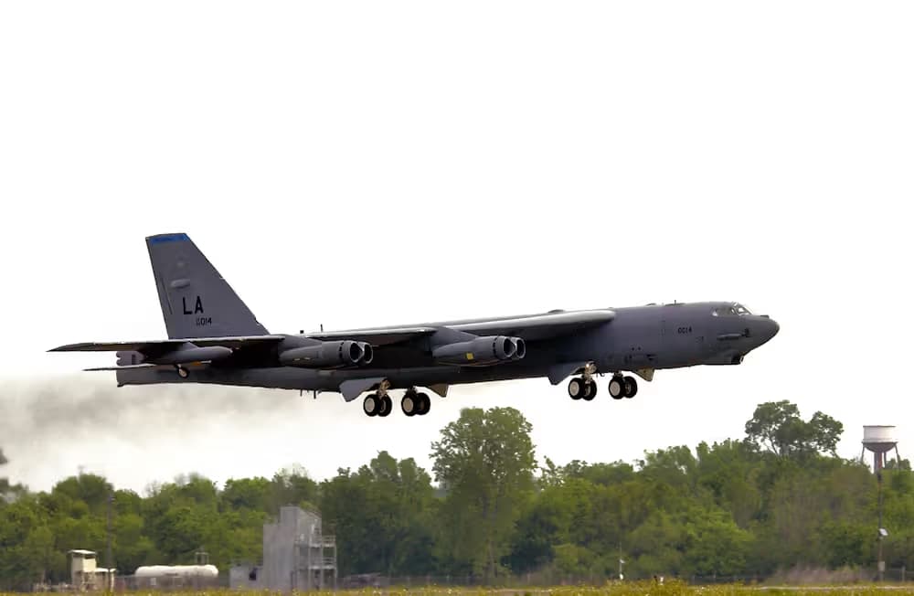 Unidentified — Aircraft