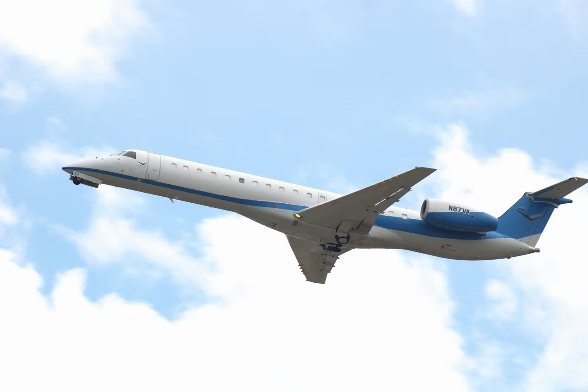 N87VA — Embraer