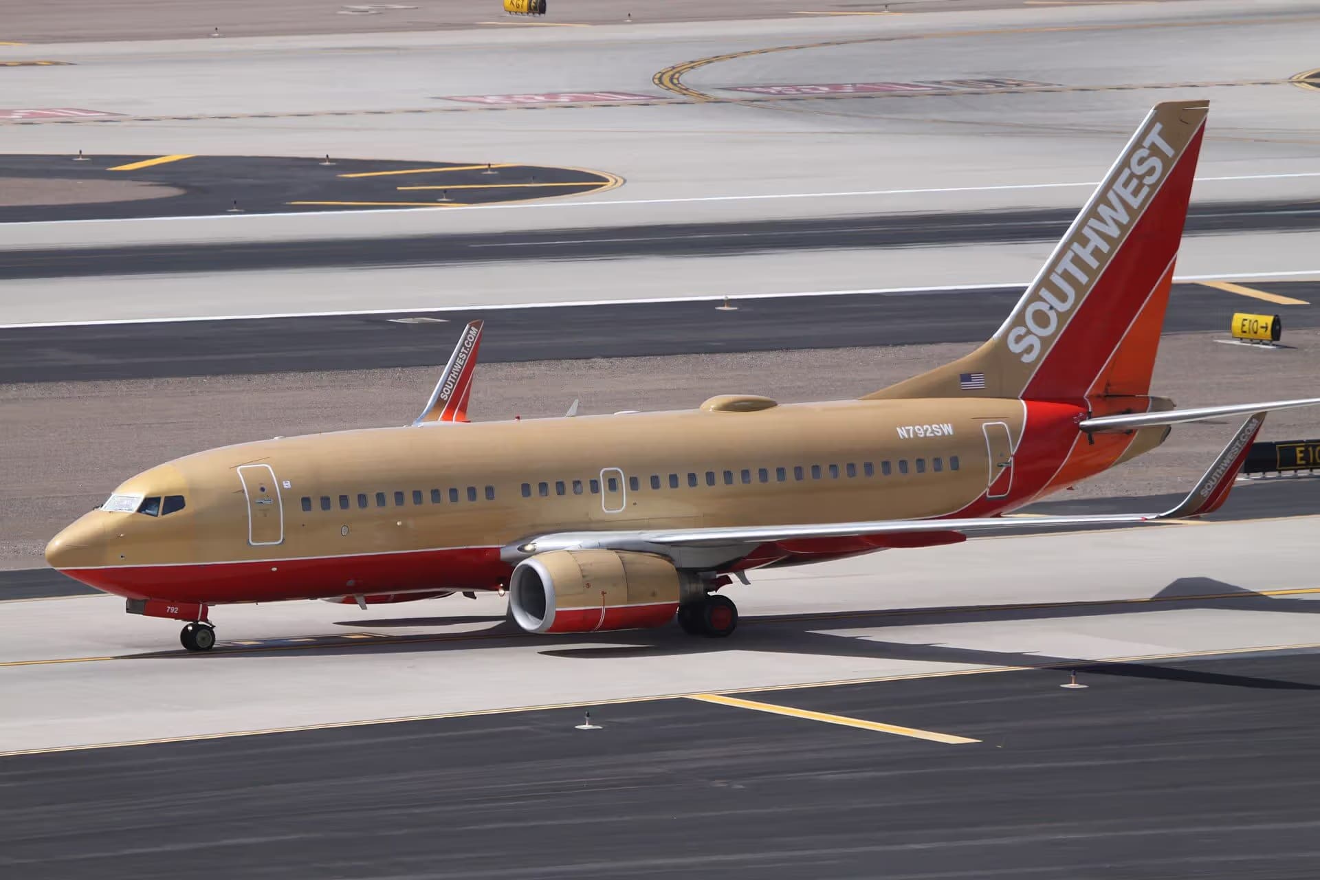 N792SW — Boeing