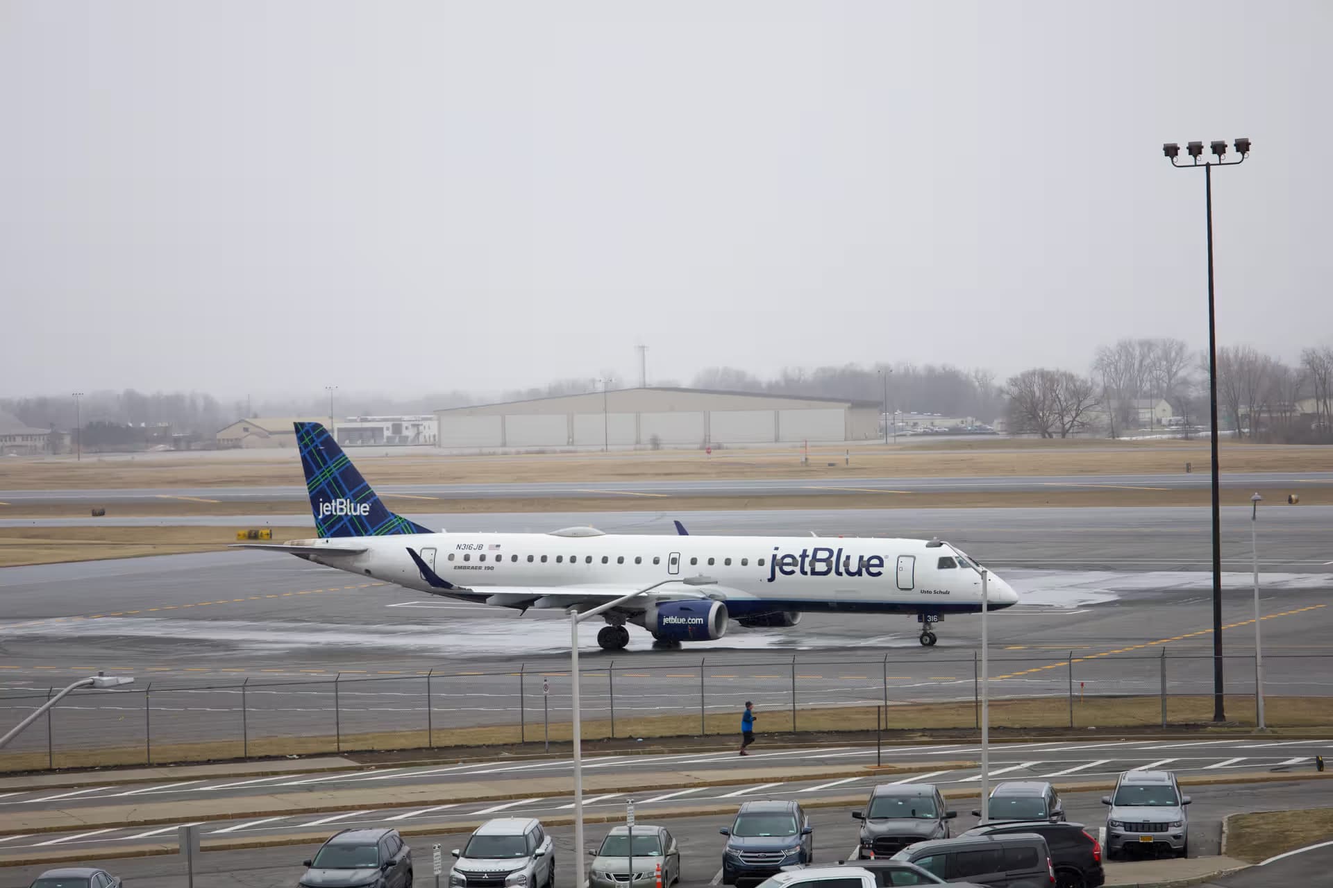 N316JB — Embraer