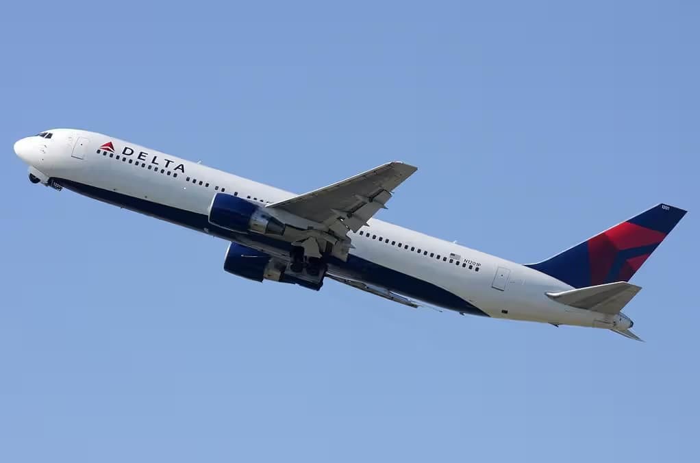 N1201P — Boeing