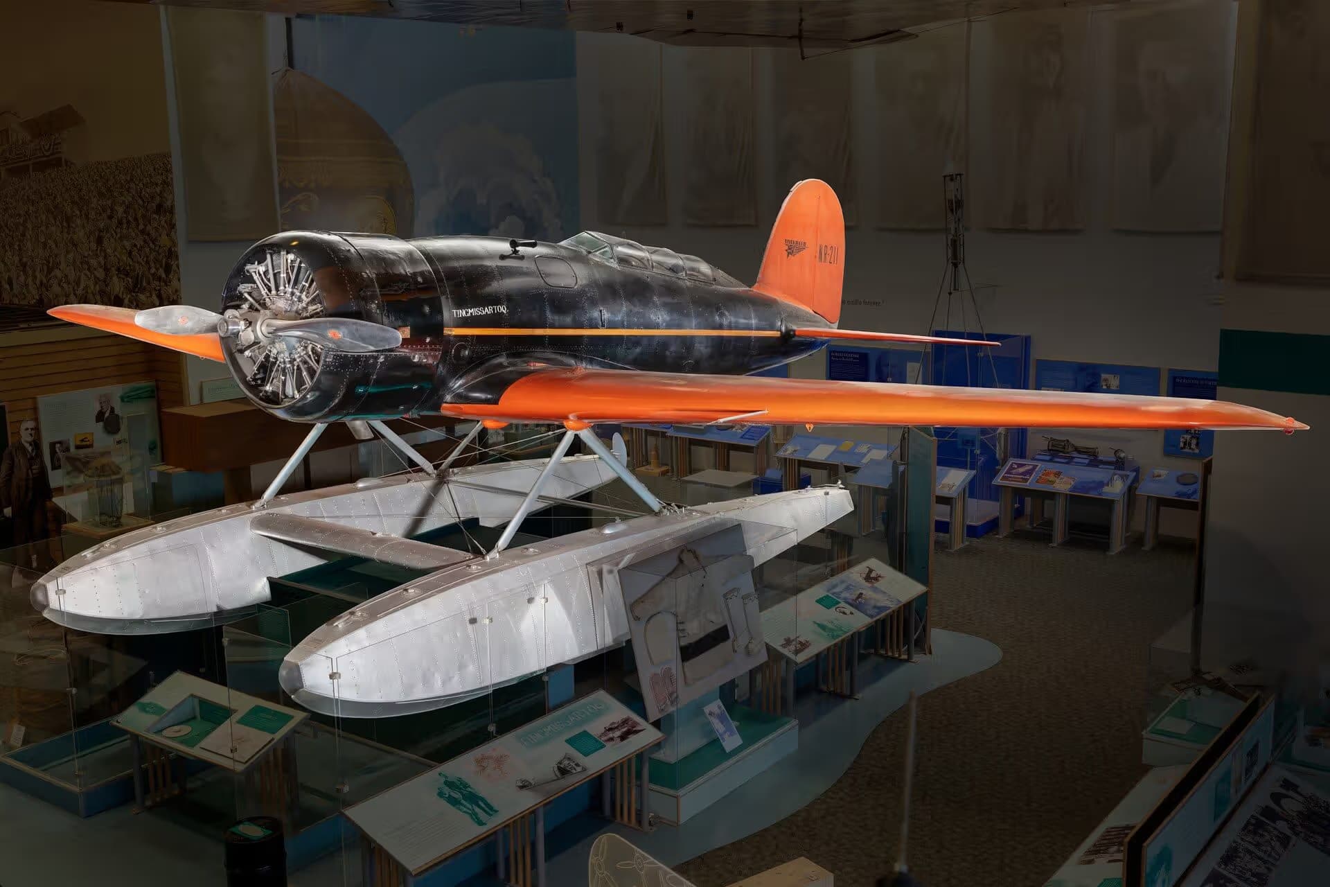 Unidentified — Single-engine aircraft