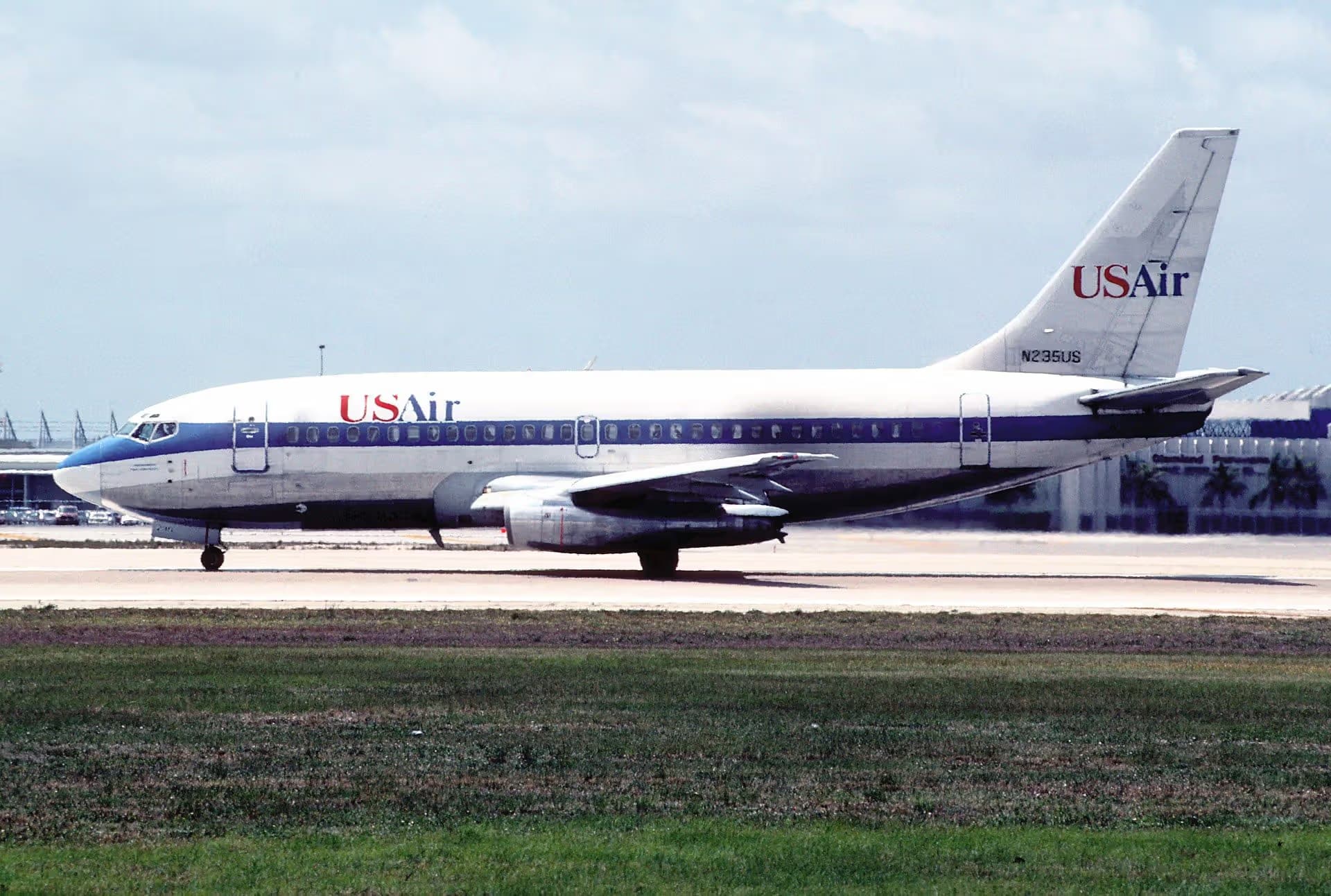 N235US — Boeing