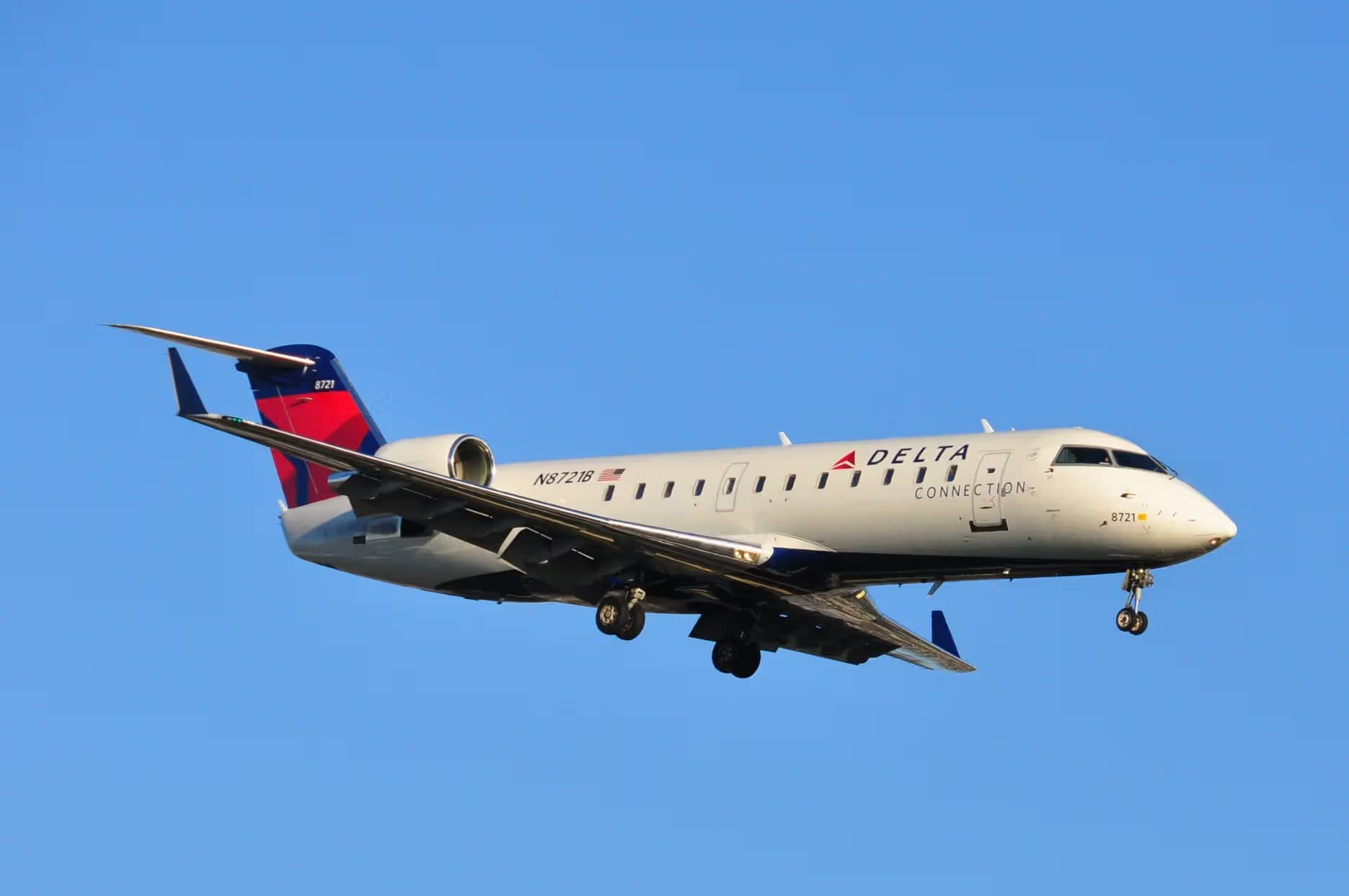N8721B — Aircraft