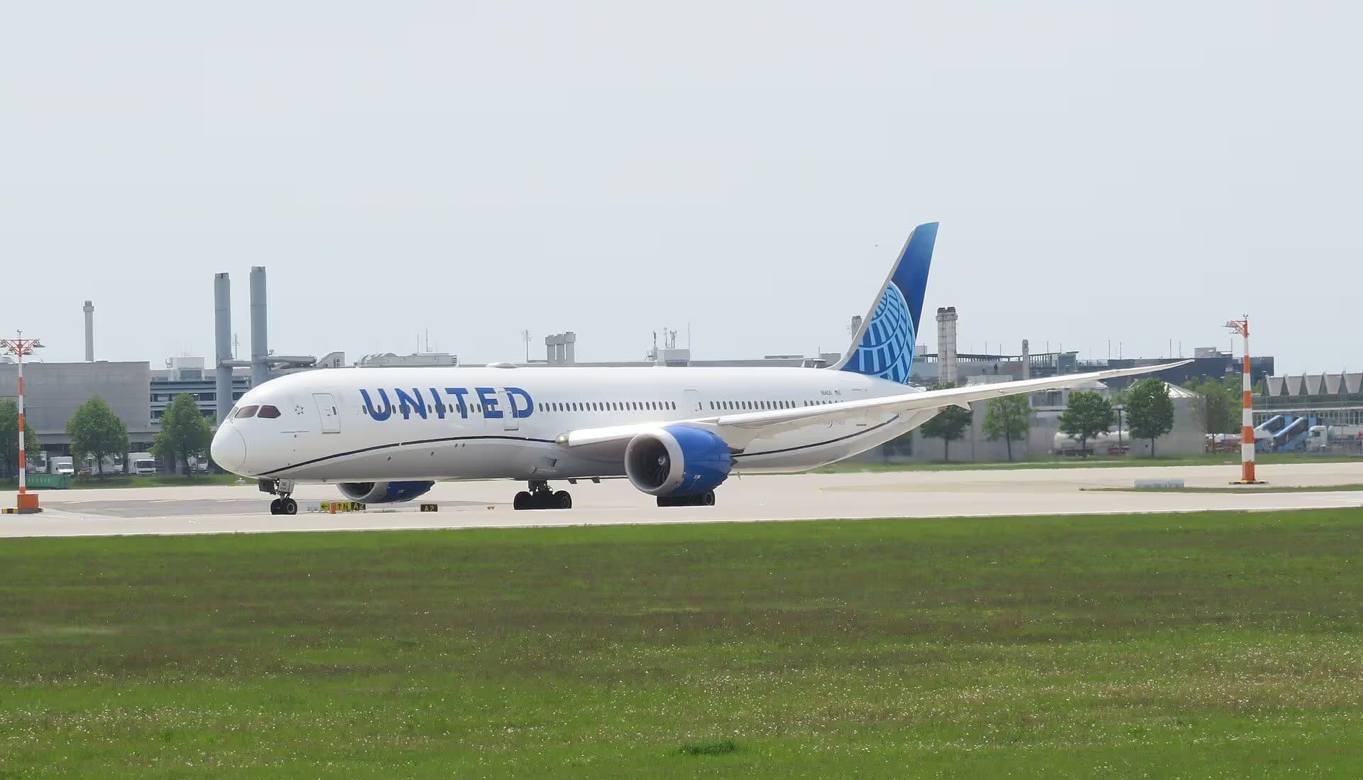 N14011 — Boeing at Munich Airport