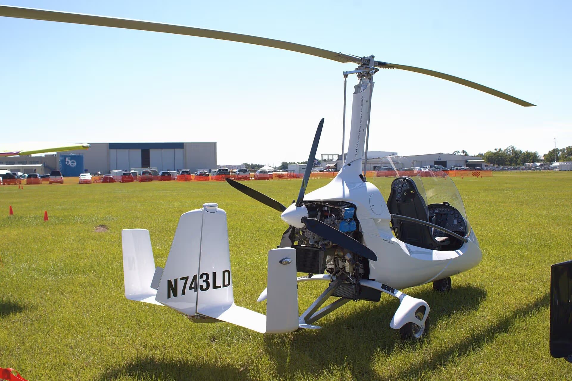 N743LD — Helicopter
