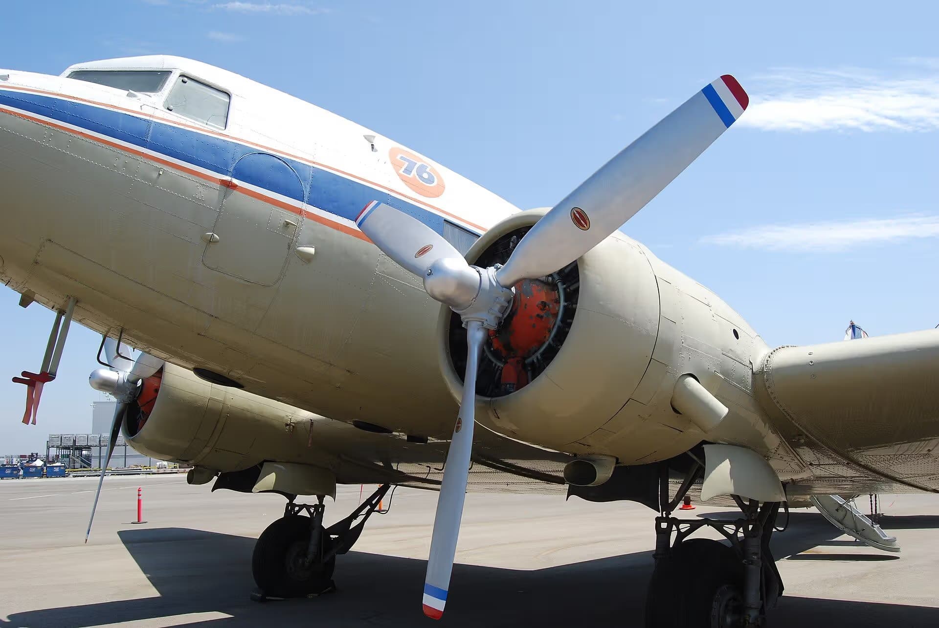 Unidentified — Aircraft