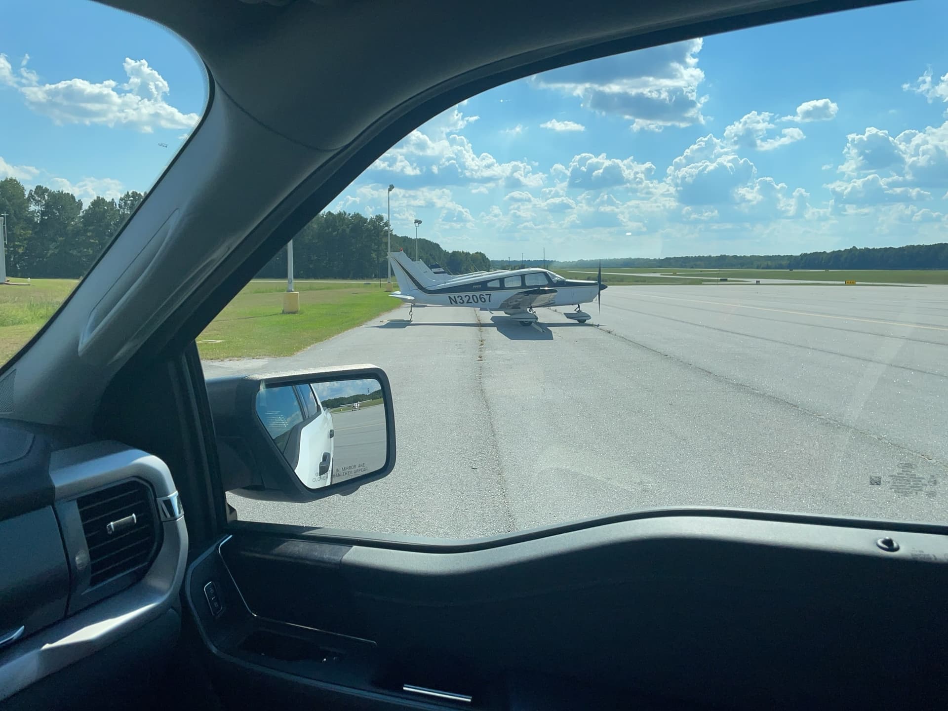 N32067 — Piper PA-28-151