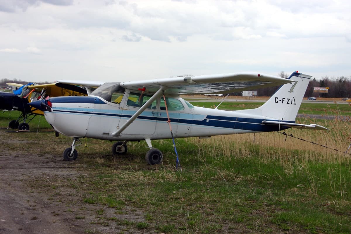 C-FZIL — Cessna