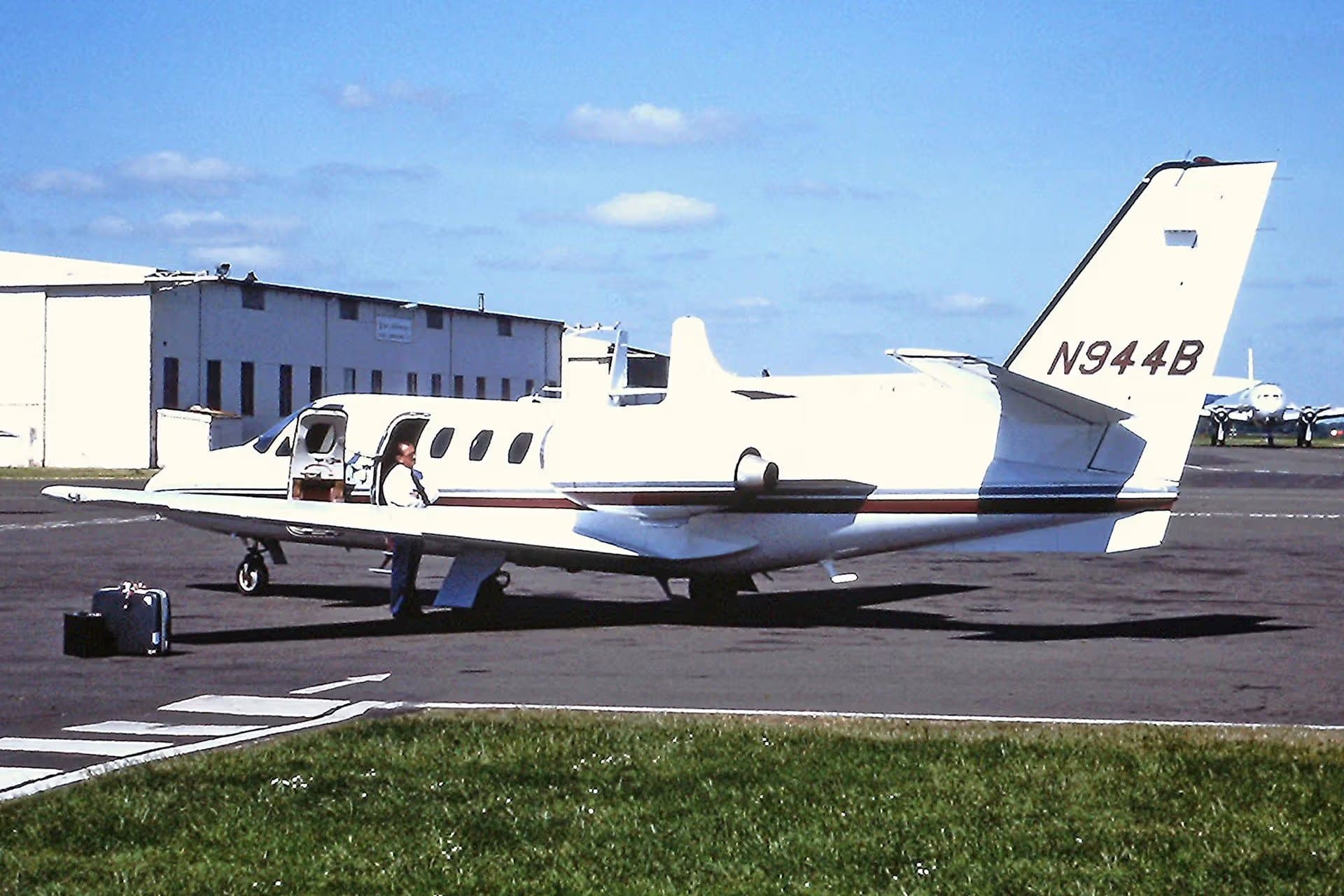 N944B — Aircraft